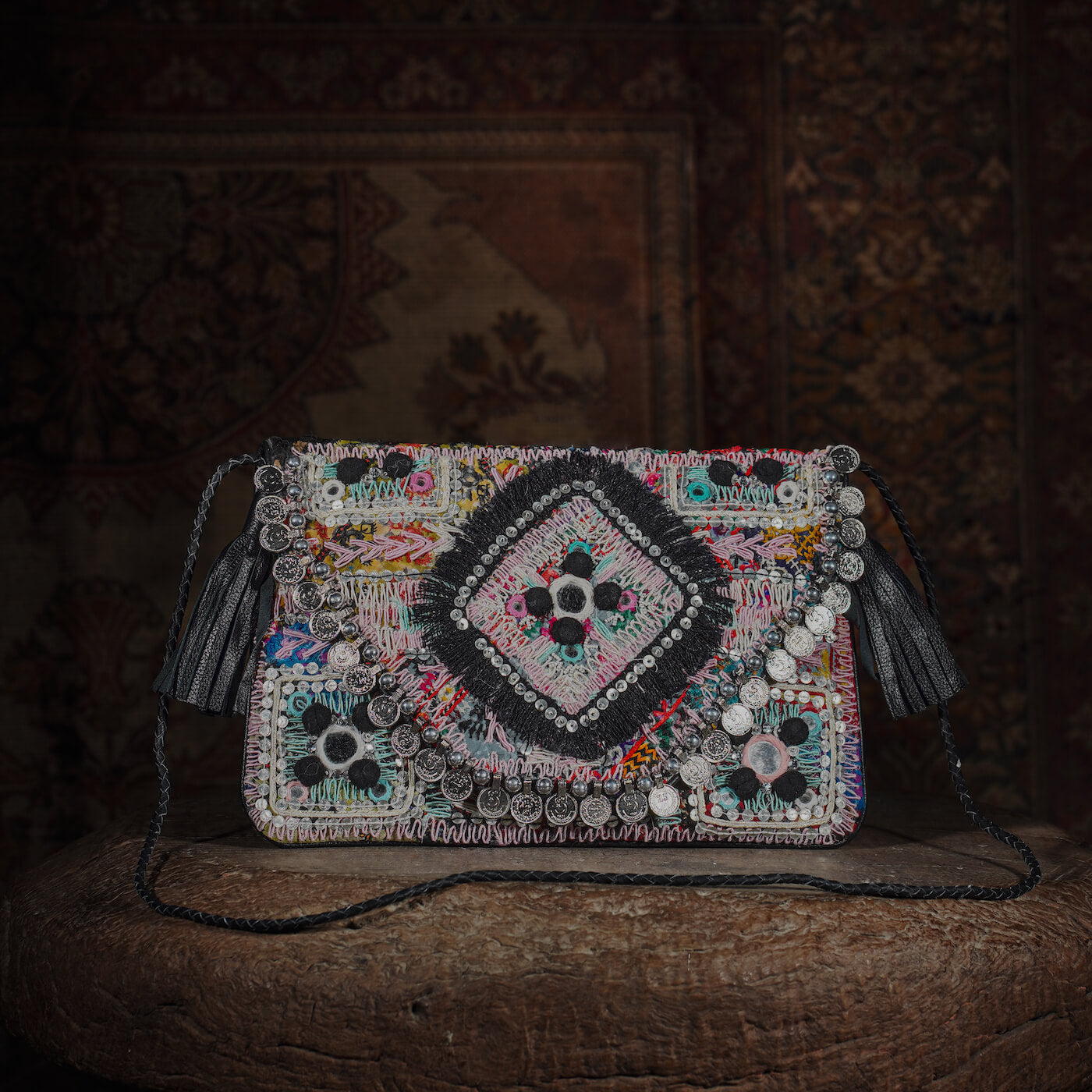 Black Kalbelia Clutch 005