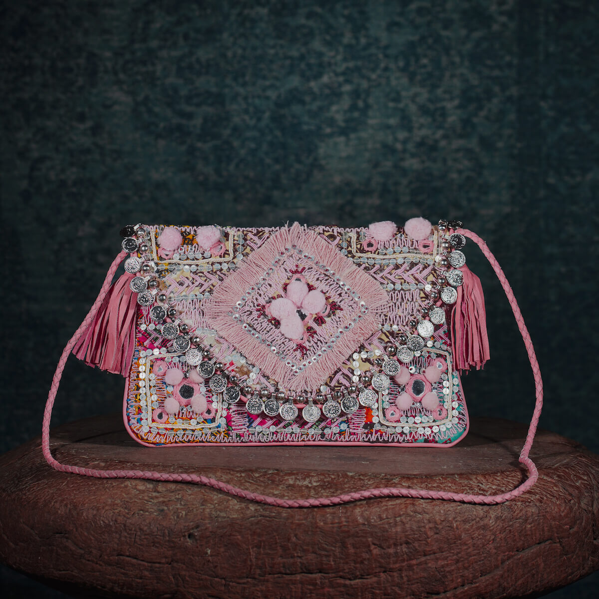 Pink Kalbelia Clutch 004