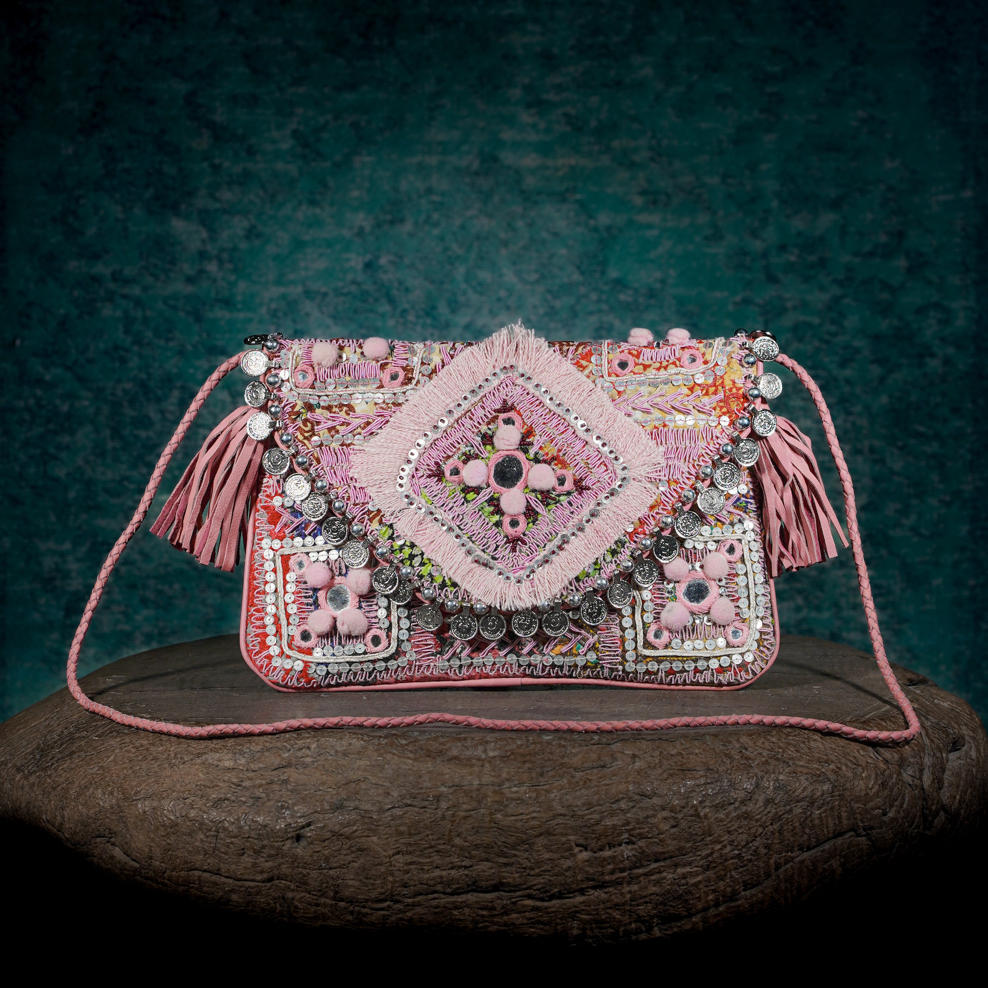 Pink Kalbelia Clutch 010