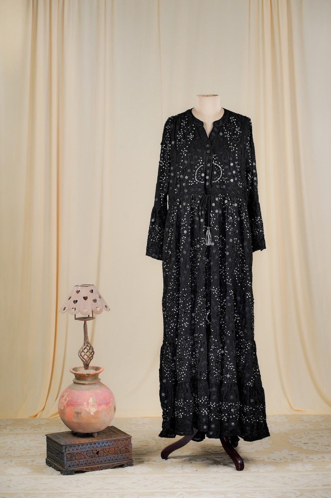 Black Nuri Long Tuinic