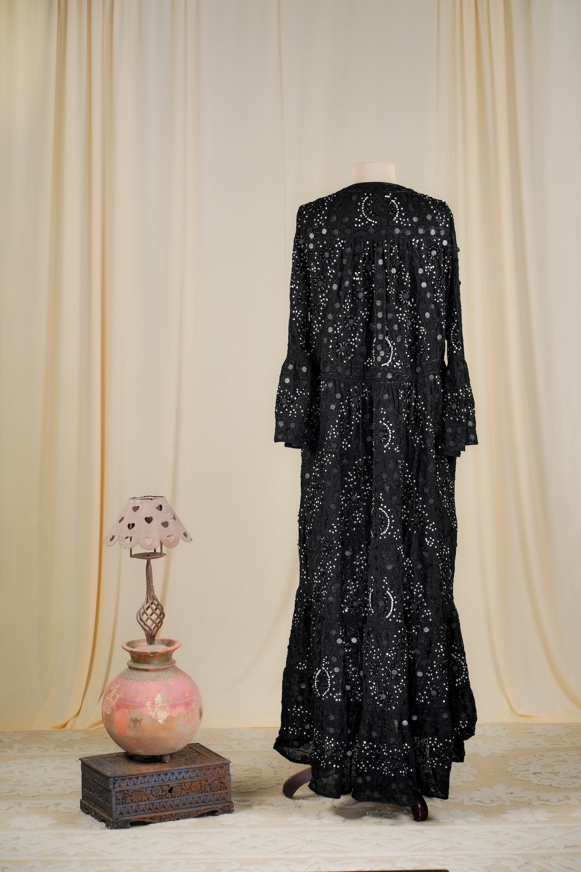 Black Nuri Long Tuinic