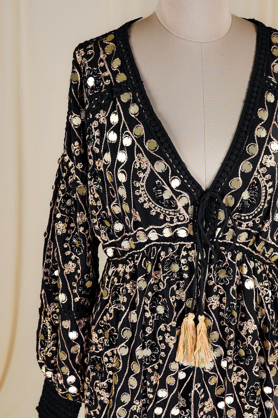 Black-Gold Nuri Maxi Dress
