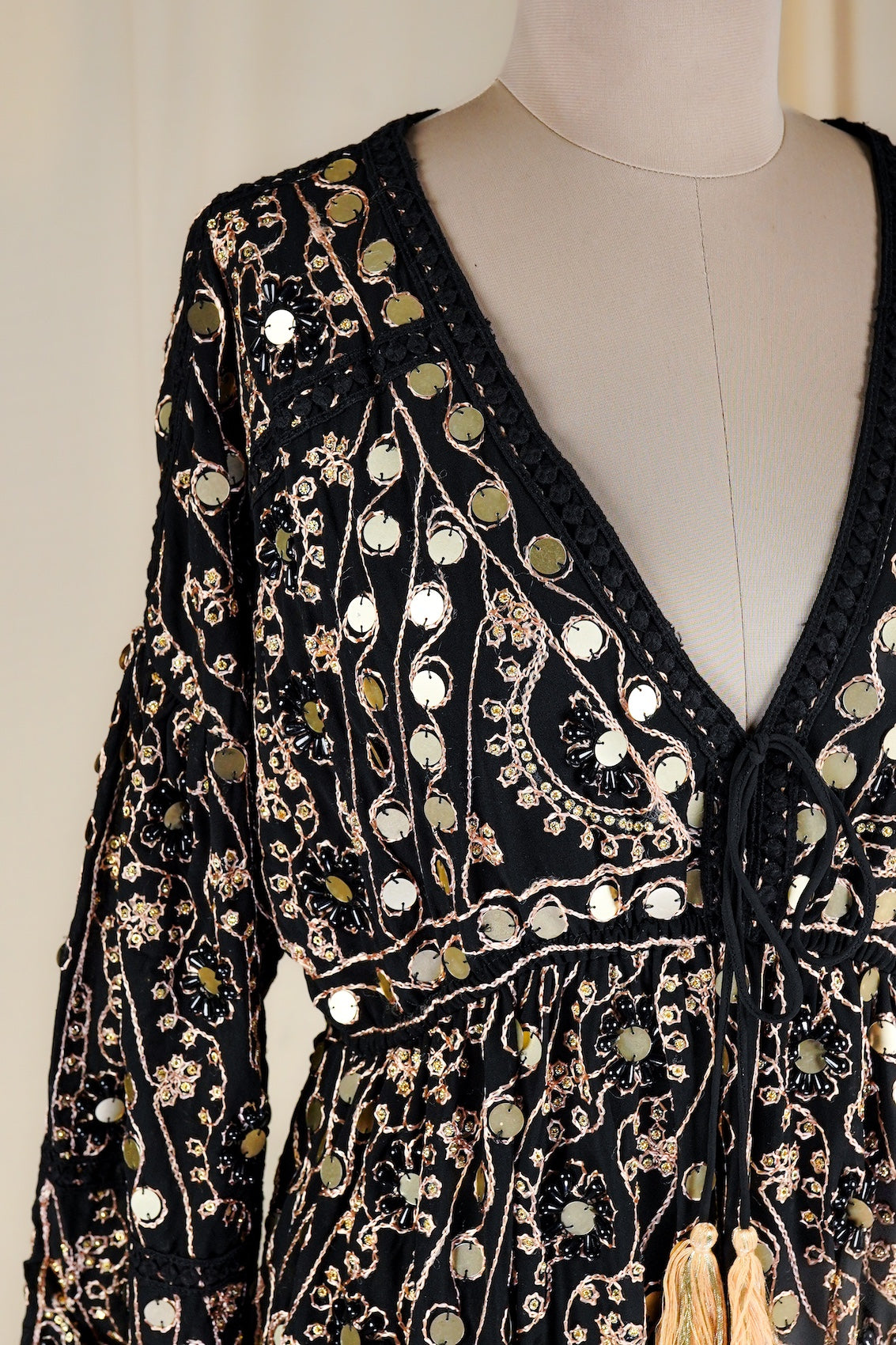 Black-Gold Nuri Maxi Dress