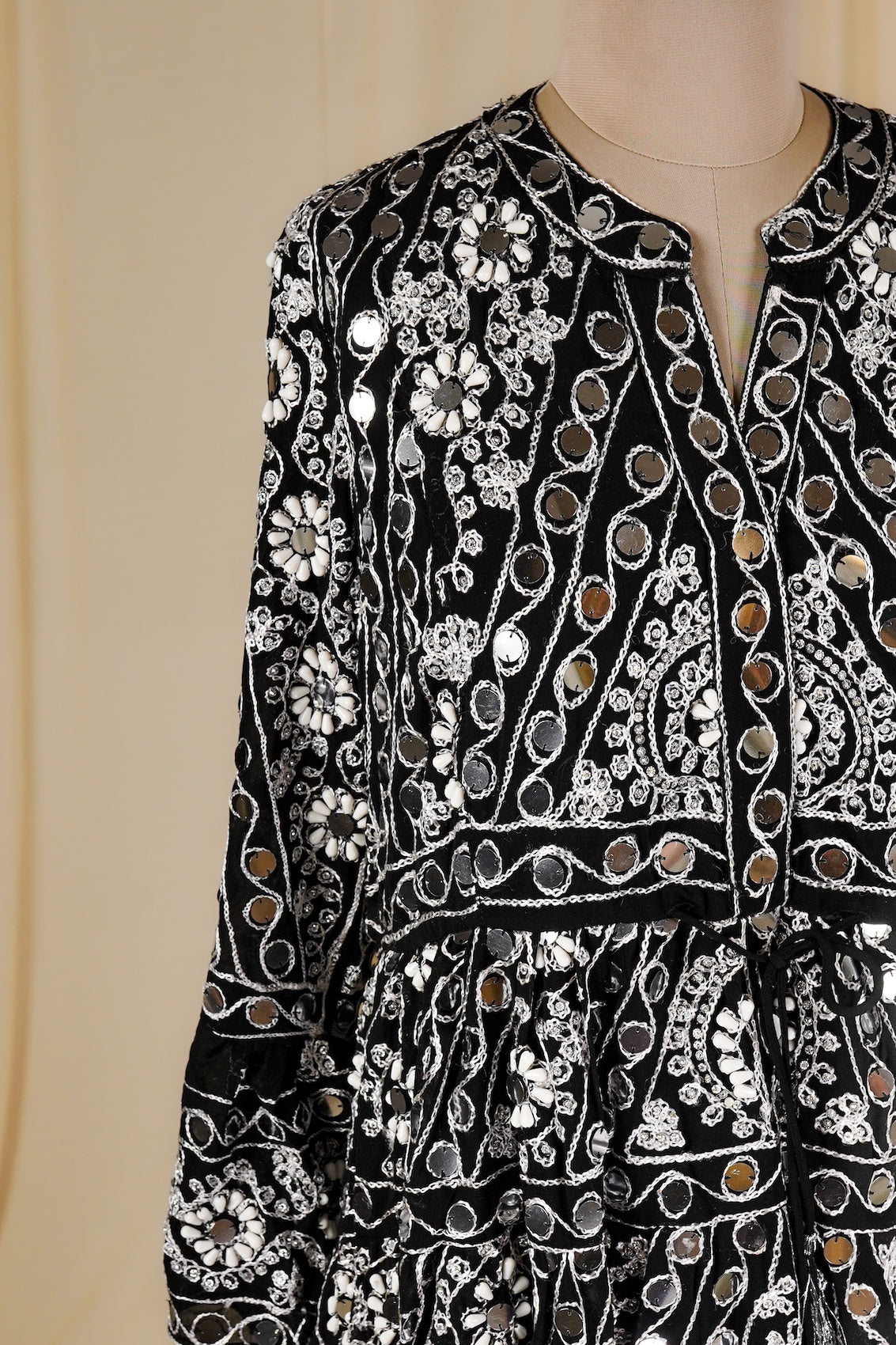 Black-Cream Nuri tunic