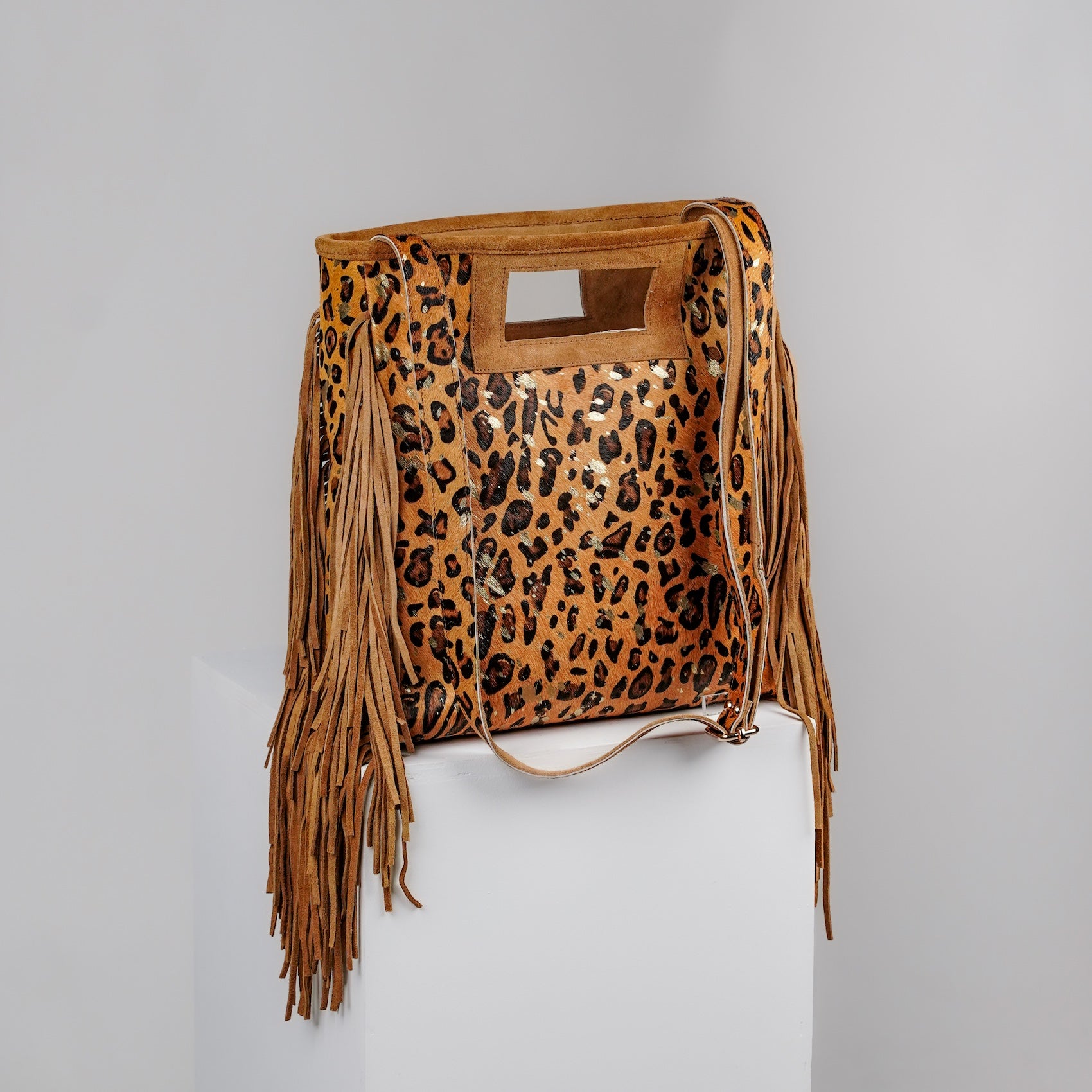 Spotted Skin Panthera Shoulder Bag