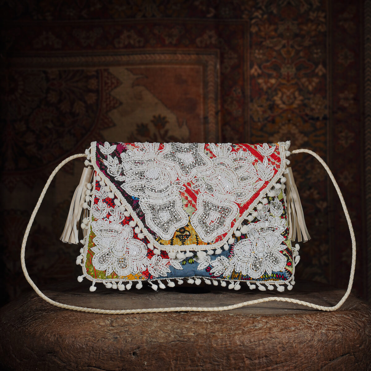 White Sitara Clutch 001