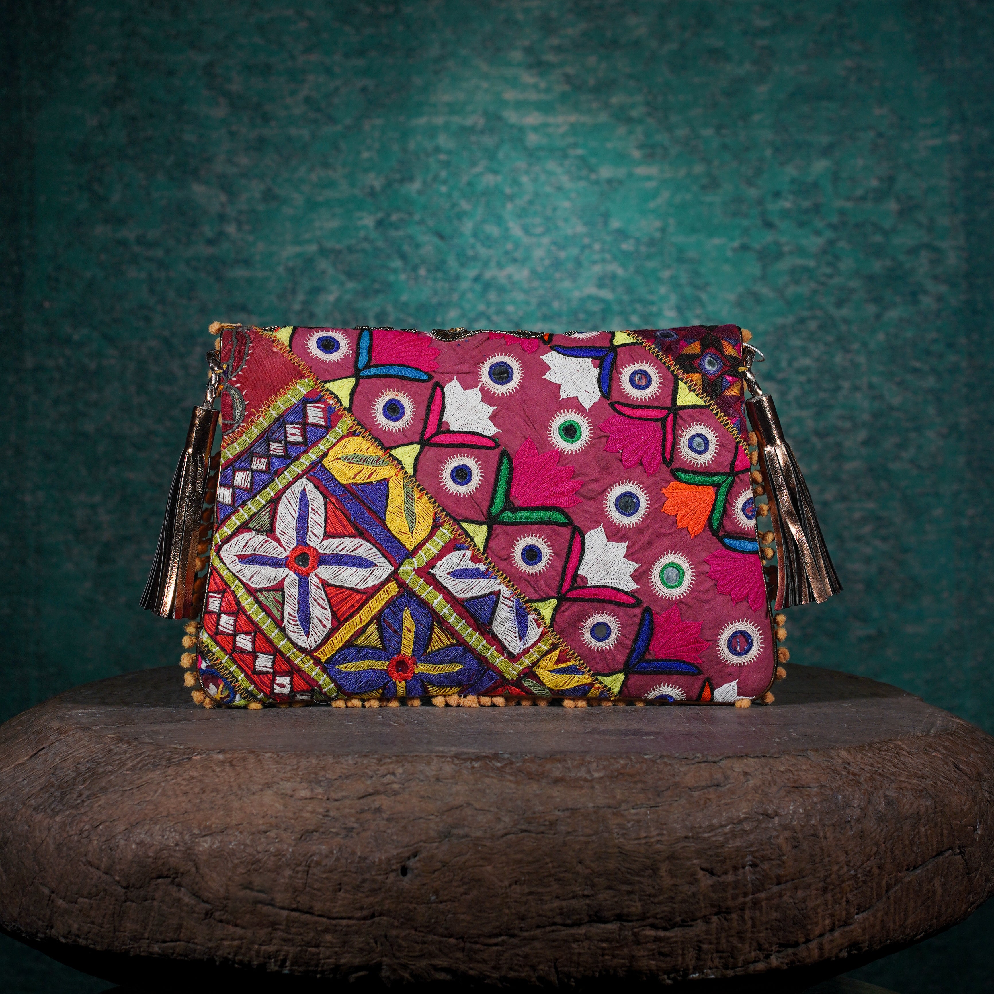 Beige Sitara Clutch 005