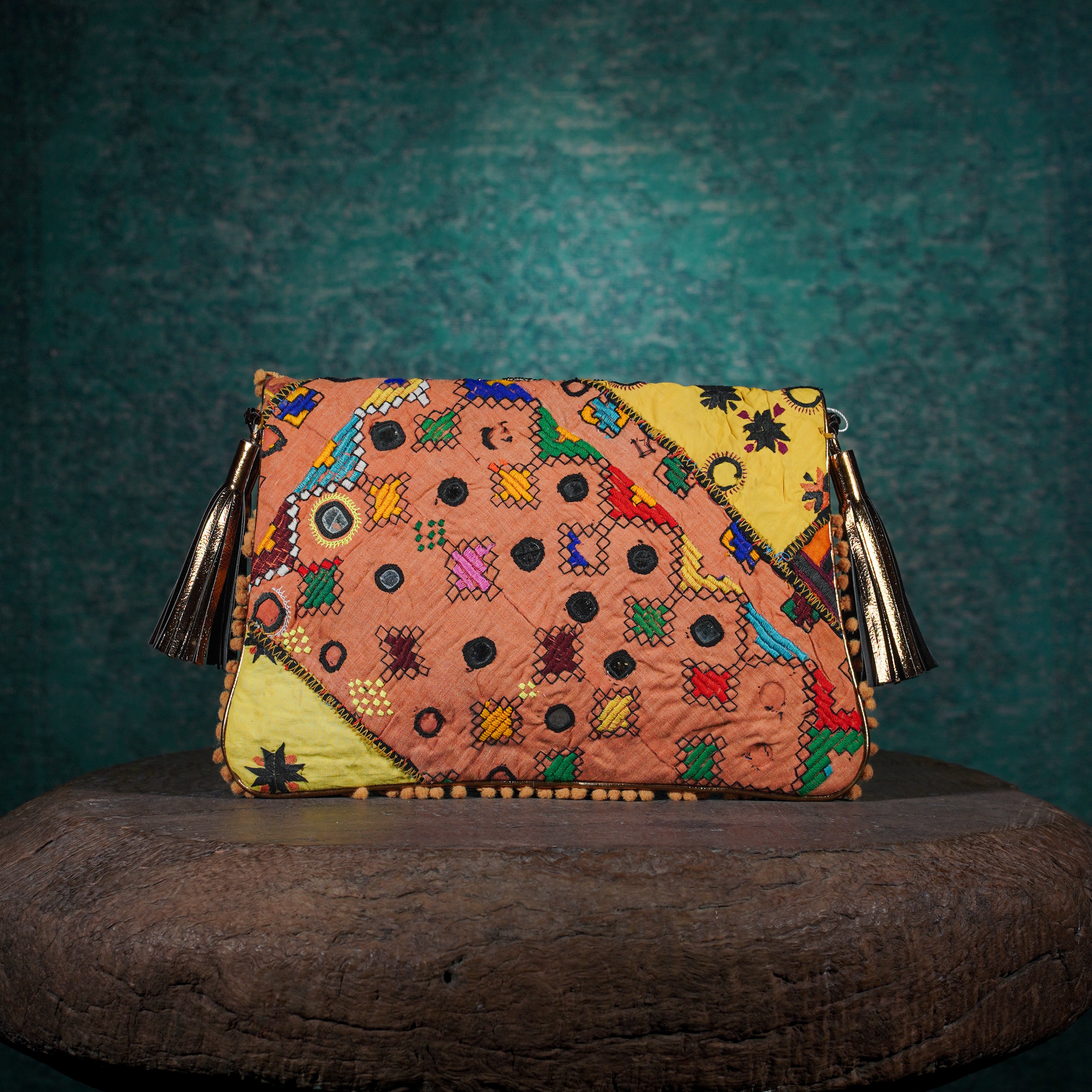 Beige Sitara Clutch 006