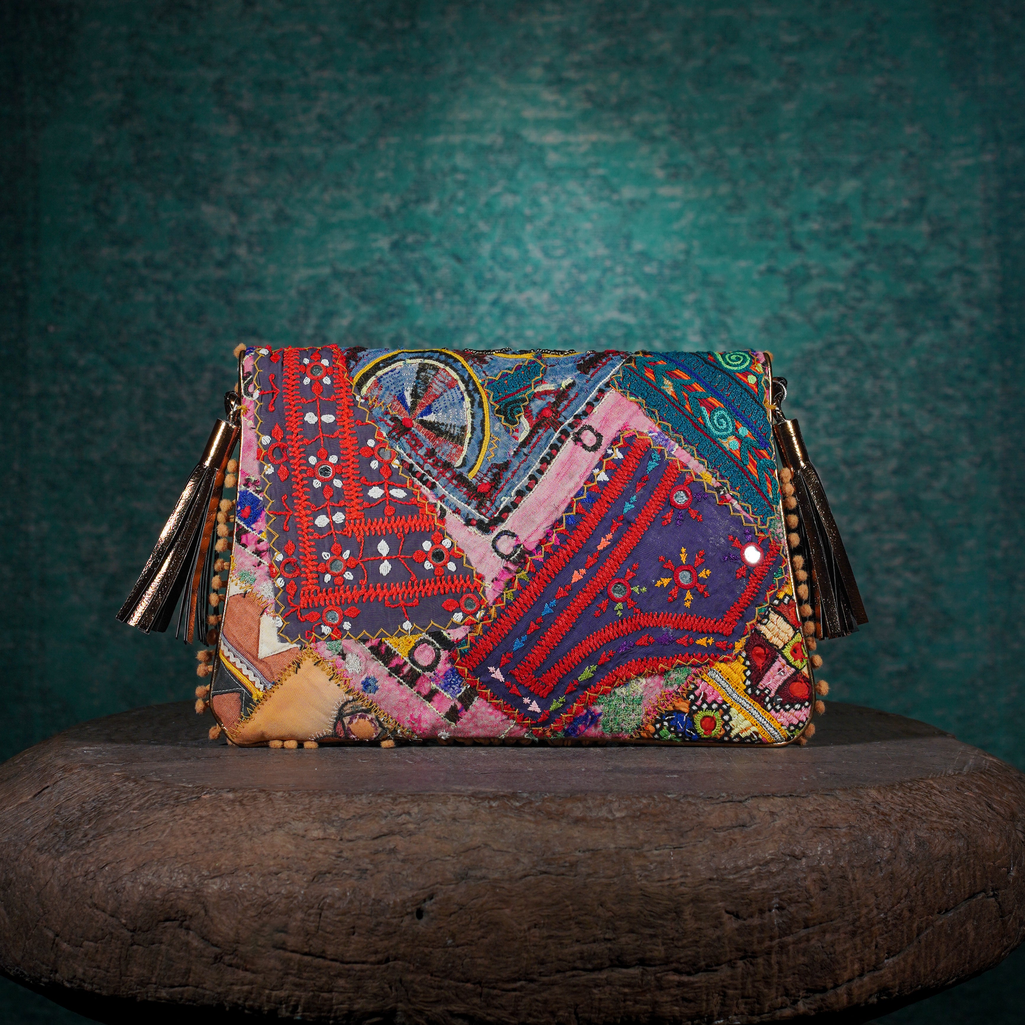 Beige Sitara Clutch 008