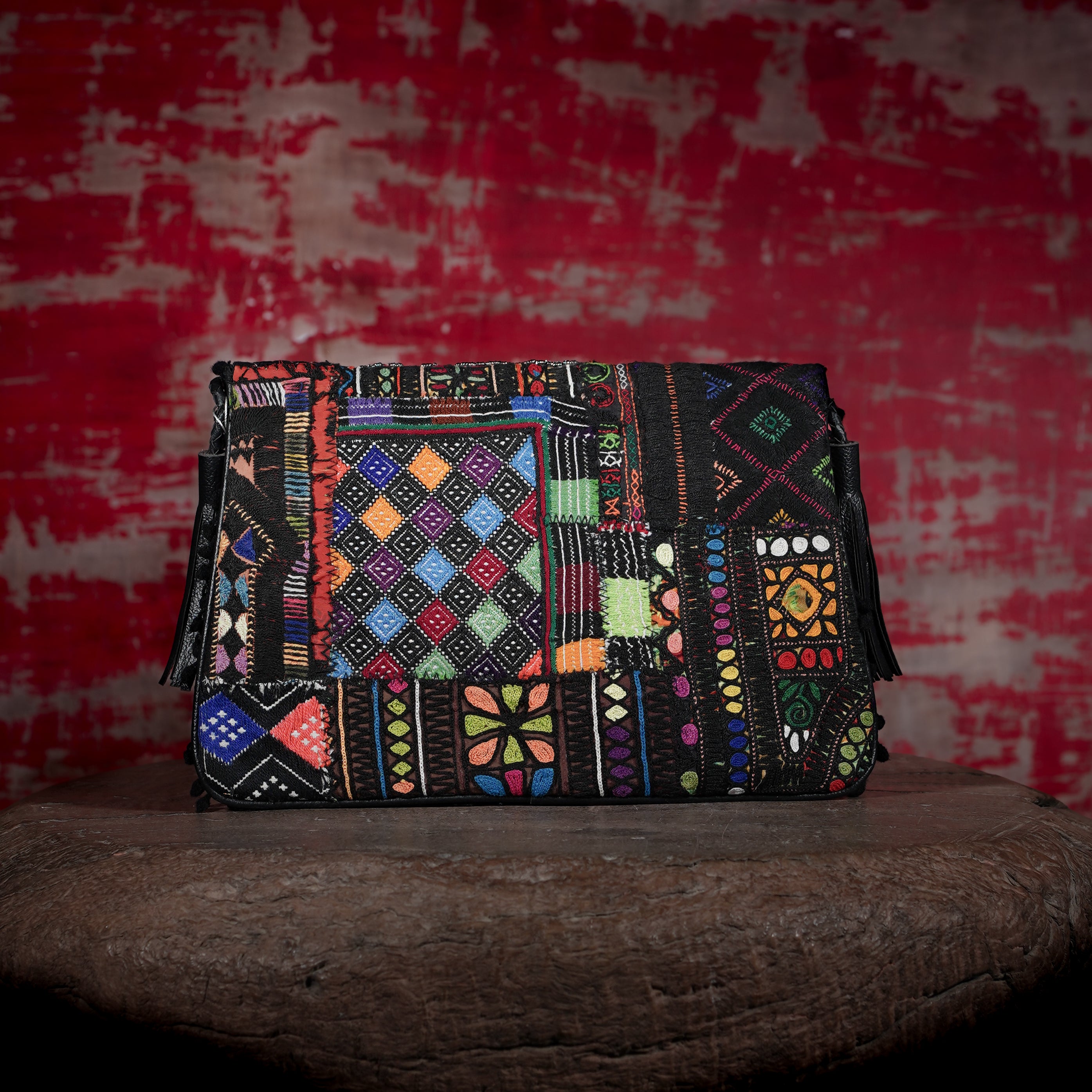 Black Sitara Clutch 031