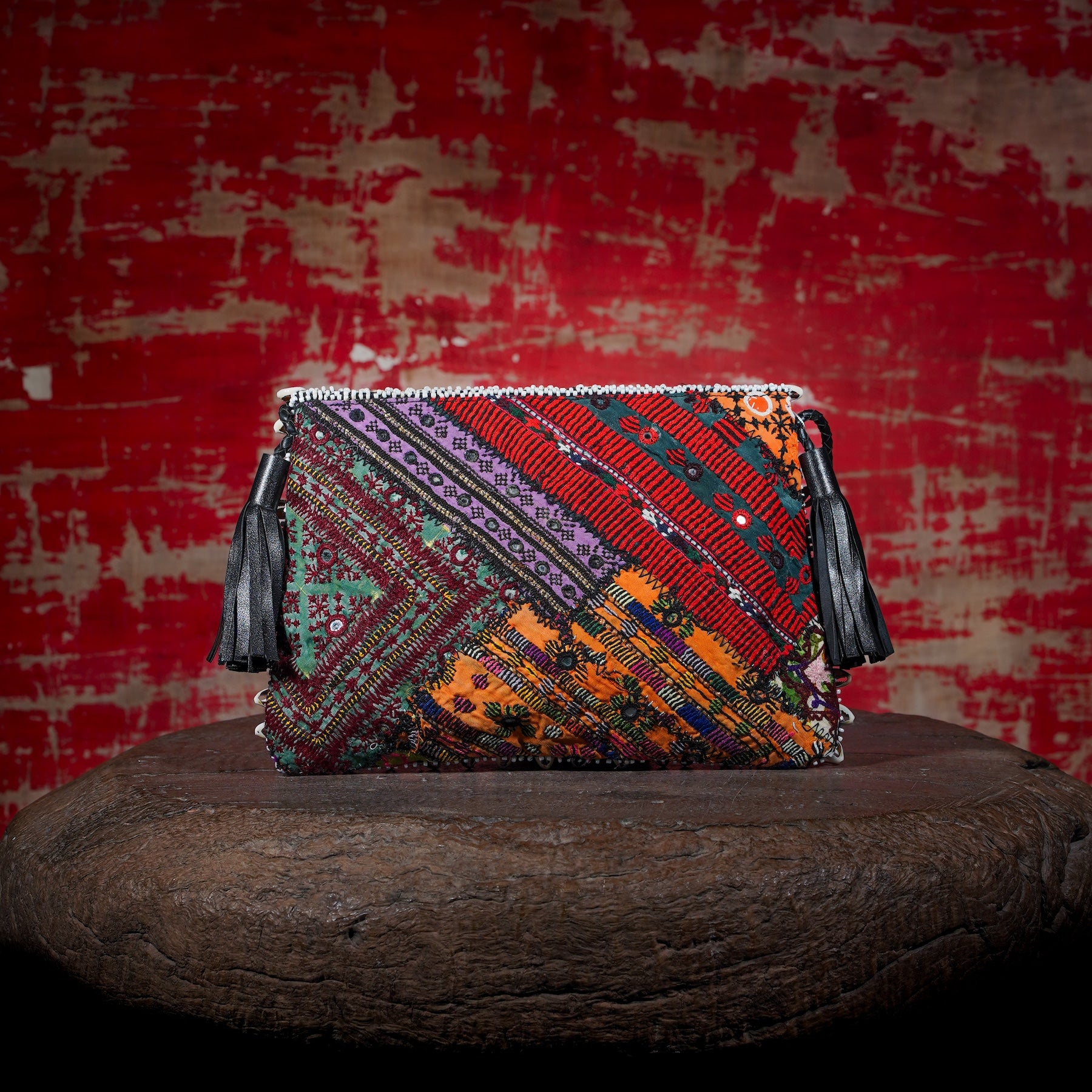 Black Thikri Clutch 008