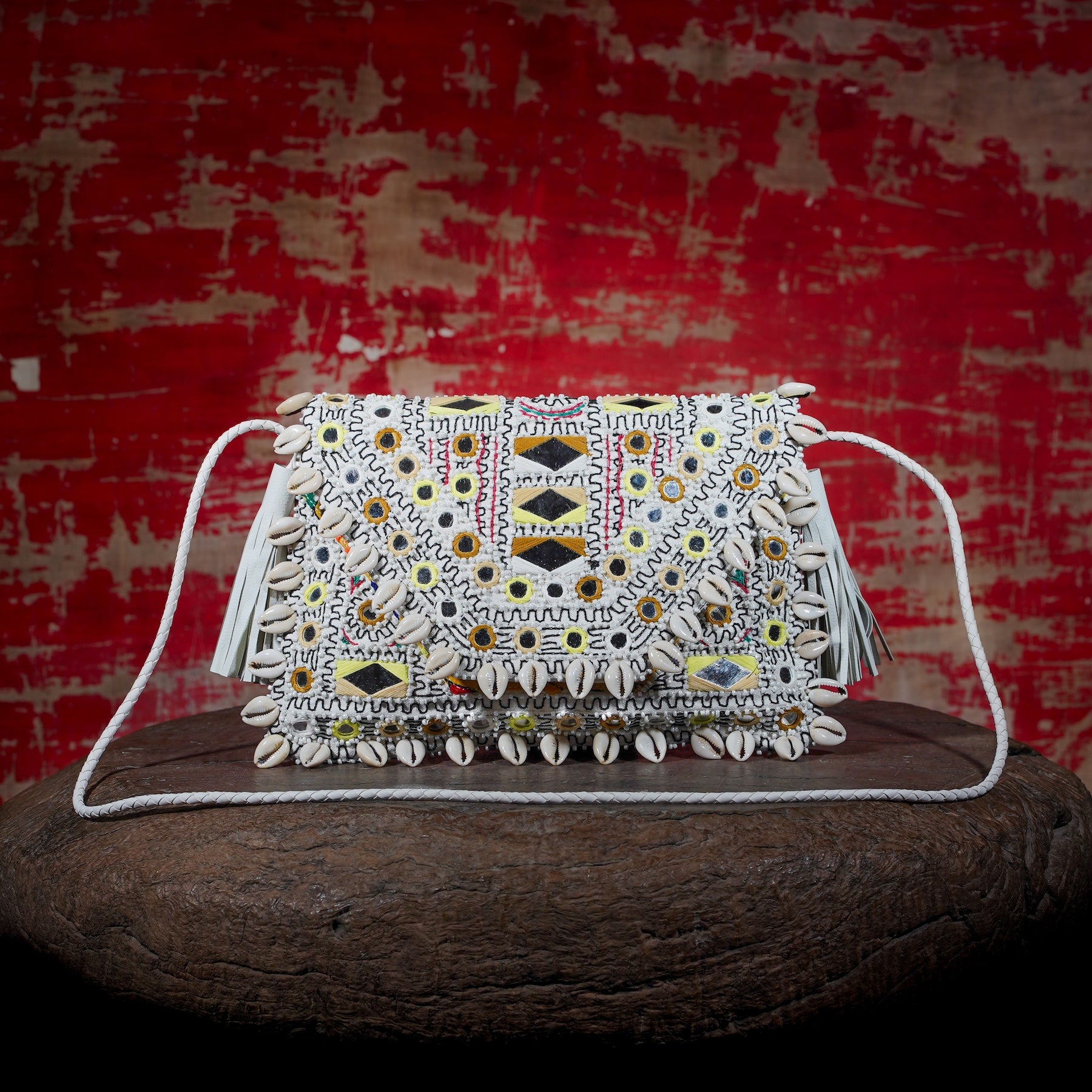 White Thikri Clutch 012