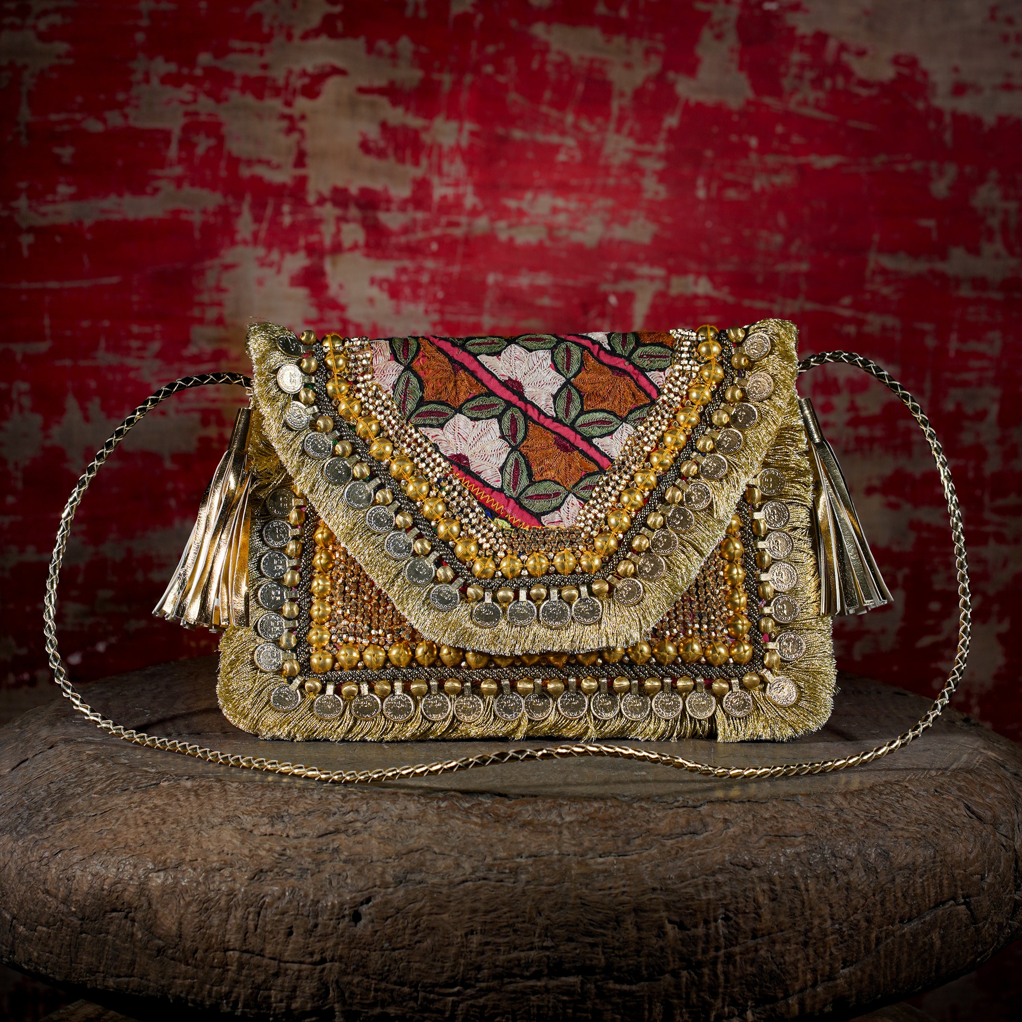 Gold Banjara Clutch 018