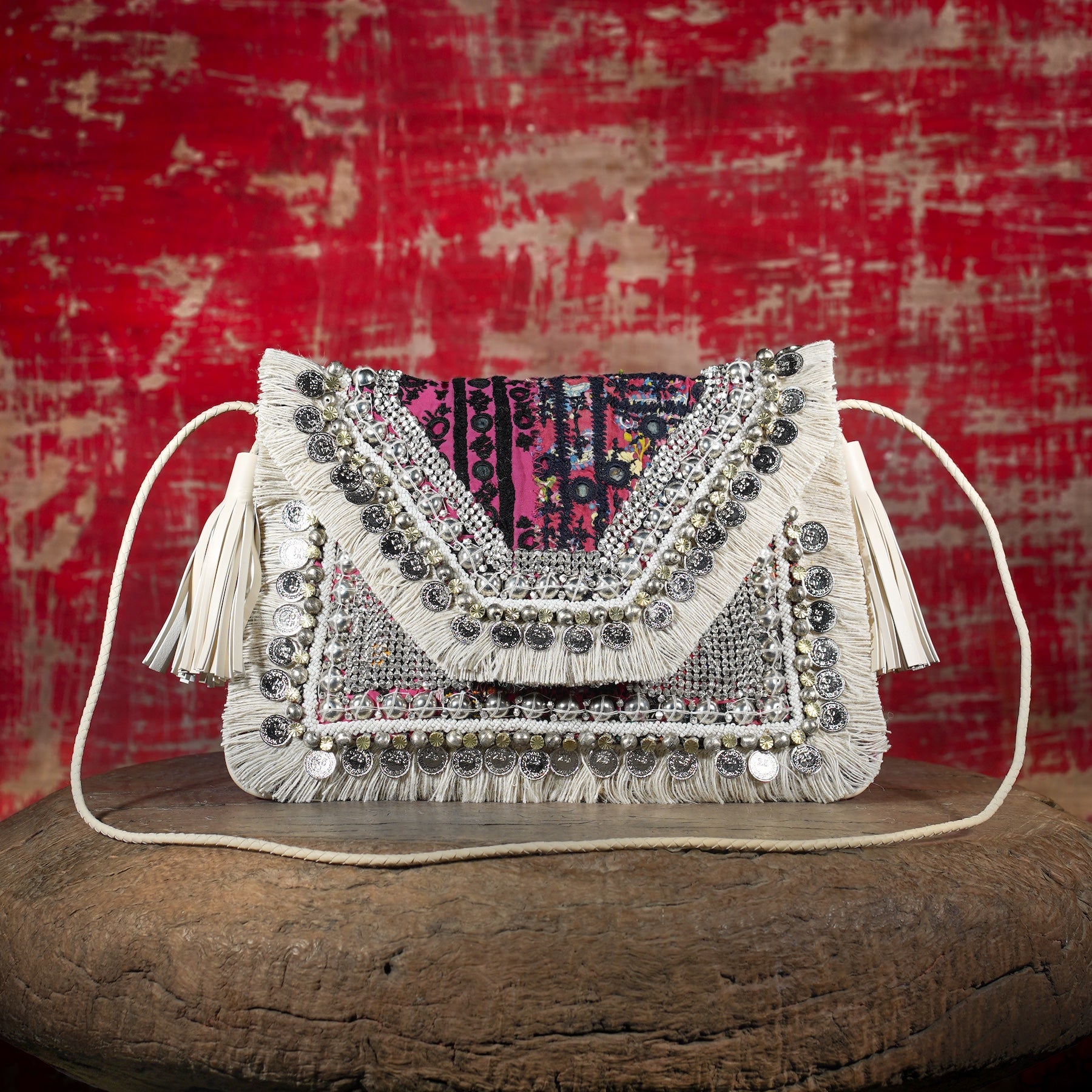 Off White Banjara Clutch 016