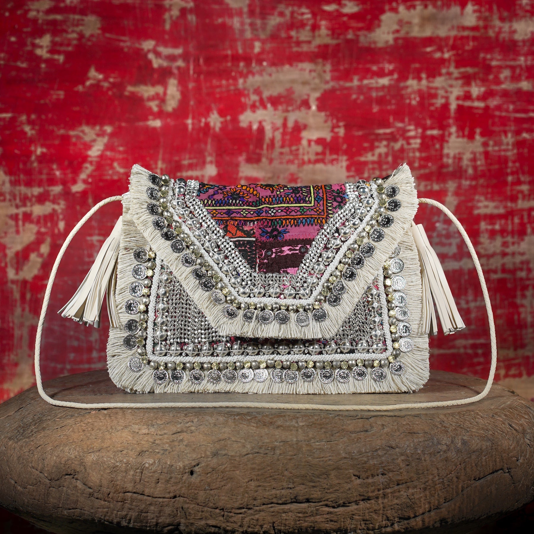 Off White Banjara Clutch 019
