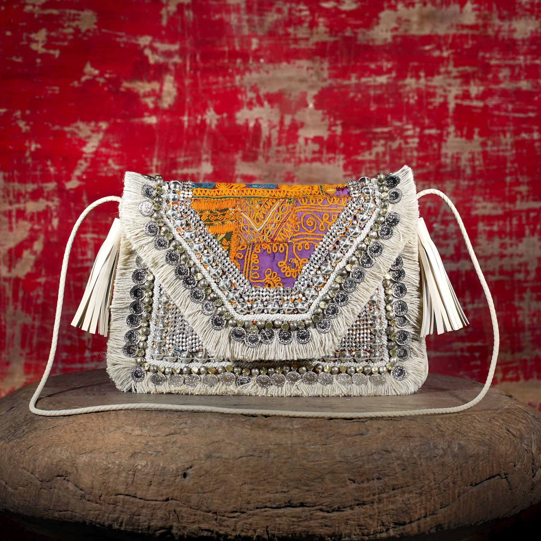 Off White Banjara Clutch 024