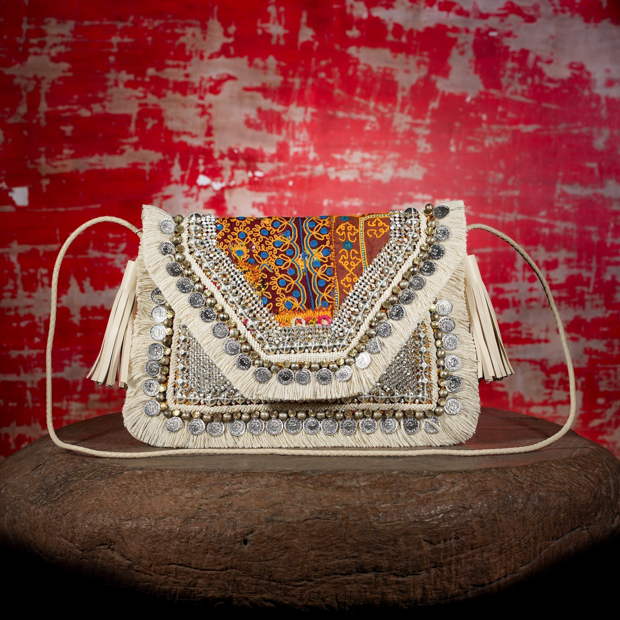 Off White Banjara Clutch 036