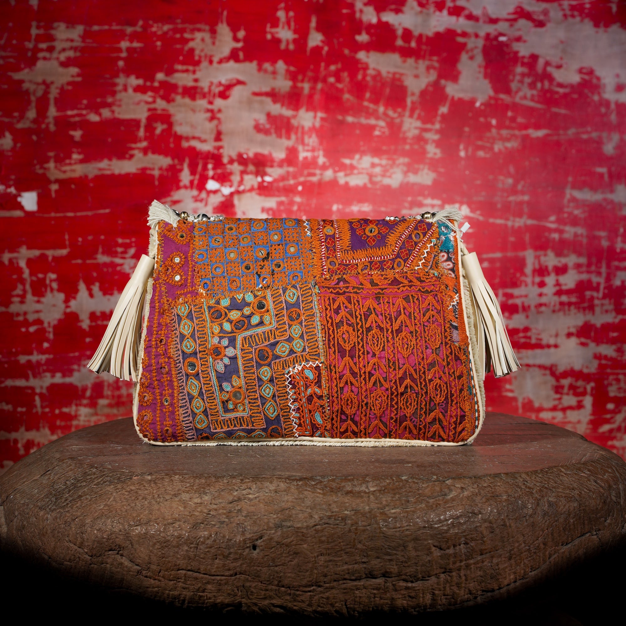 Off White Banjara Clutch 041