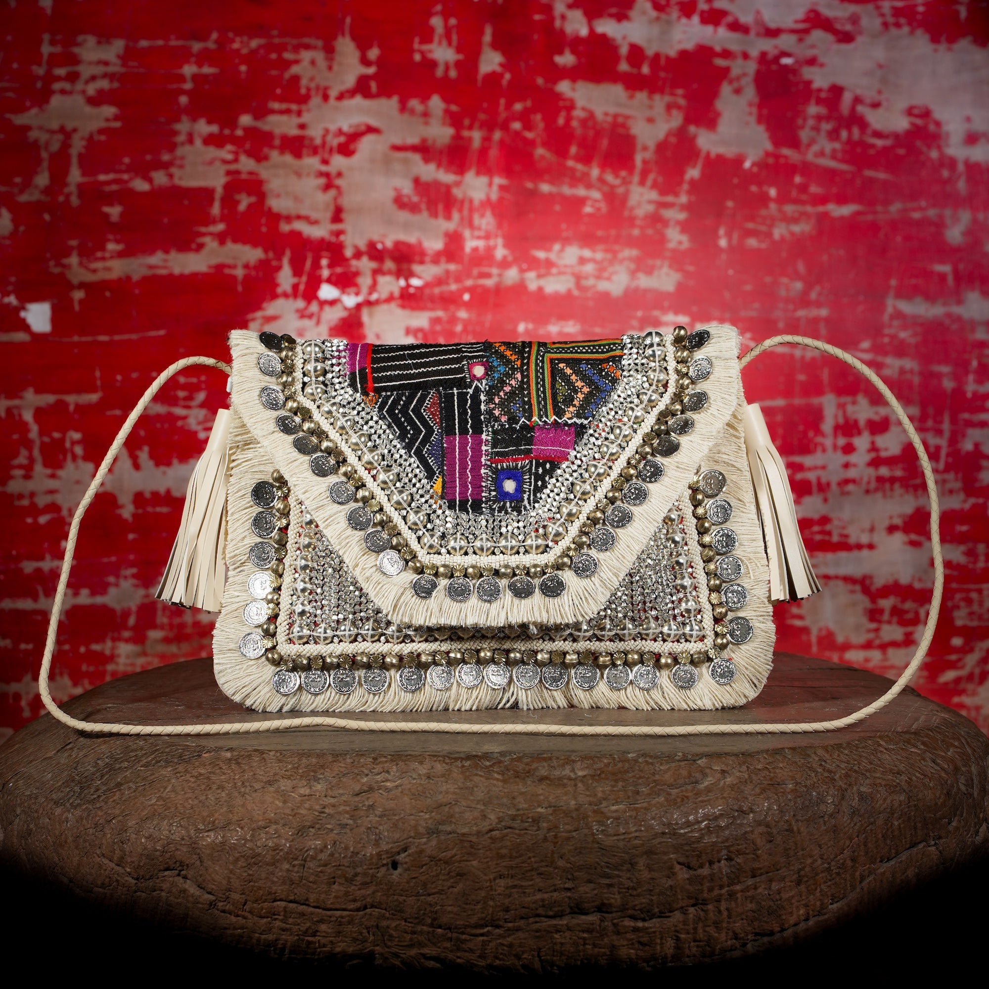 Off White Banjara Clutch 042