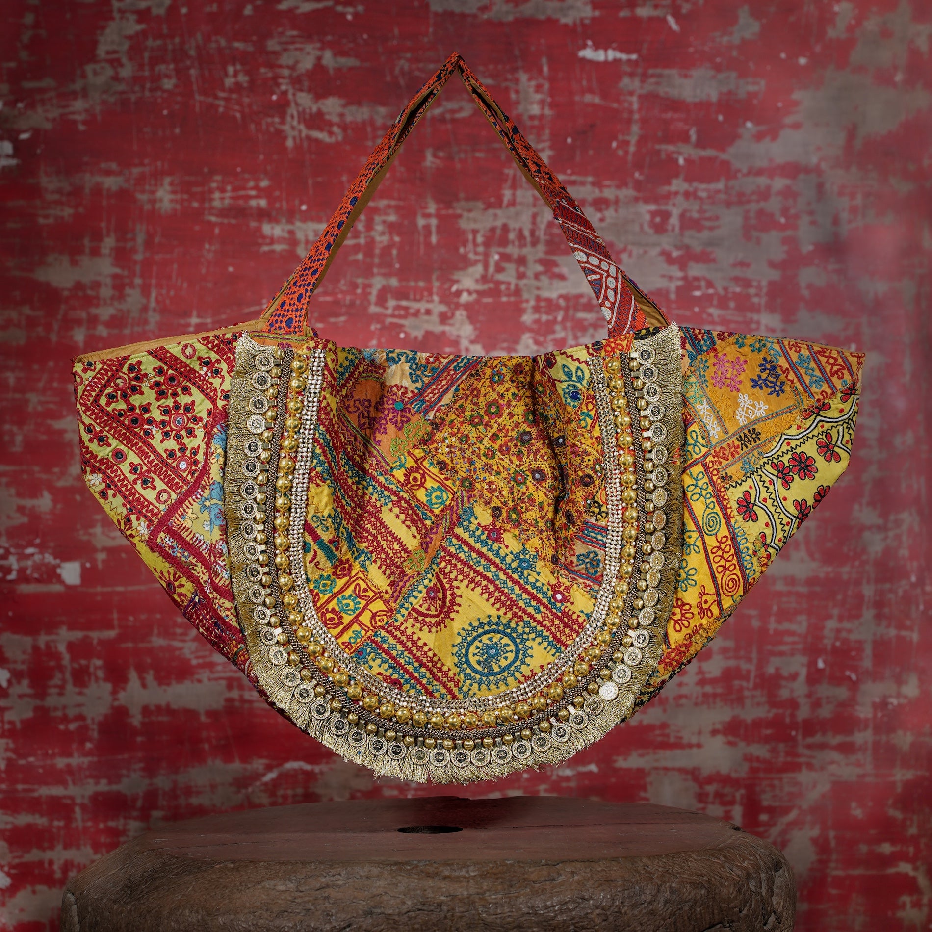 Gold Banjara Jhola 018