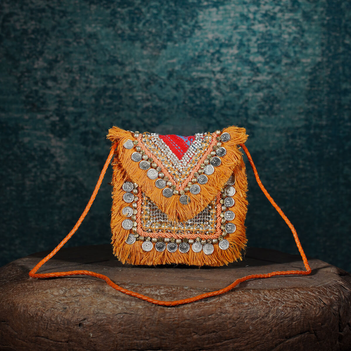 Coral Banjara Minion Clutch 005