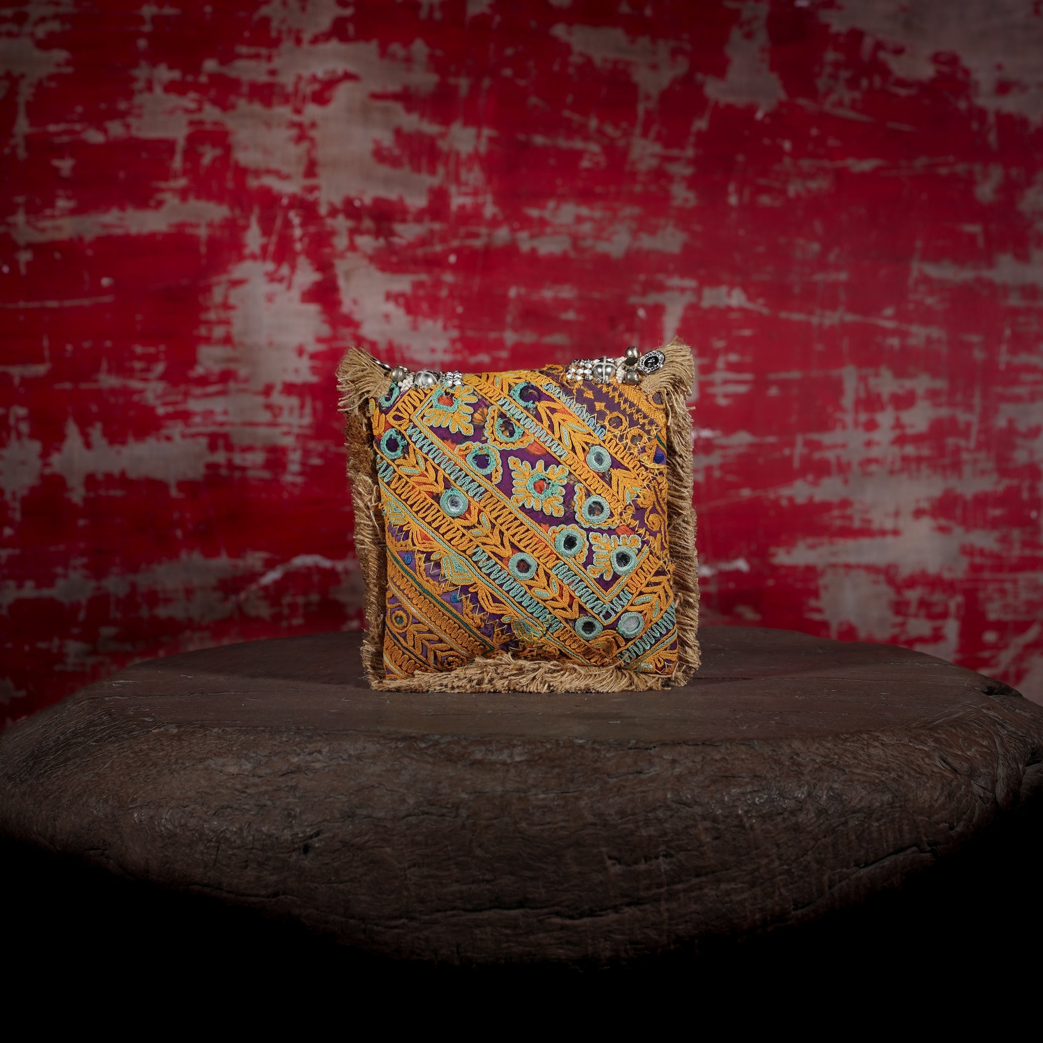 Beige Banjara Minion Clutch 016