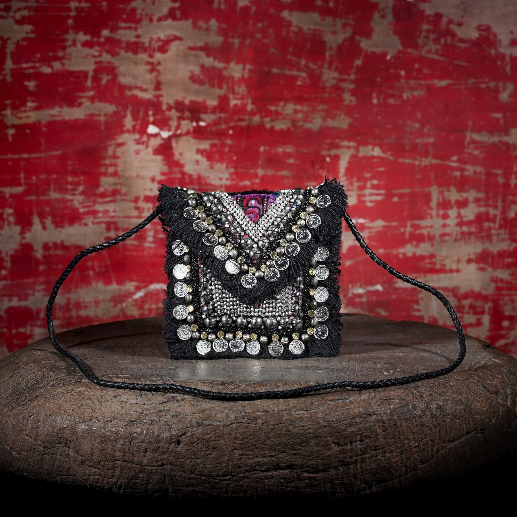 Black Banjara Minion Clutch 024