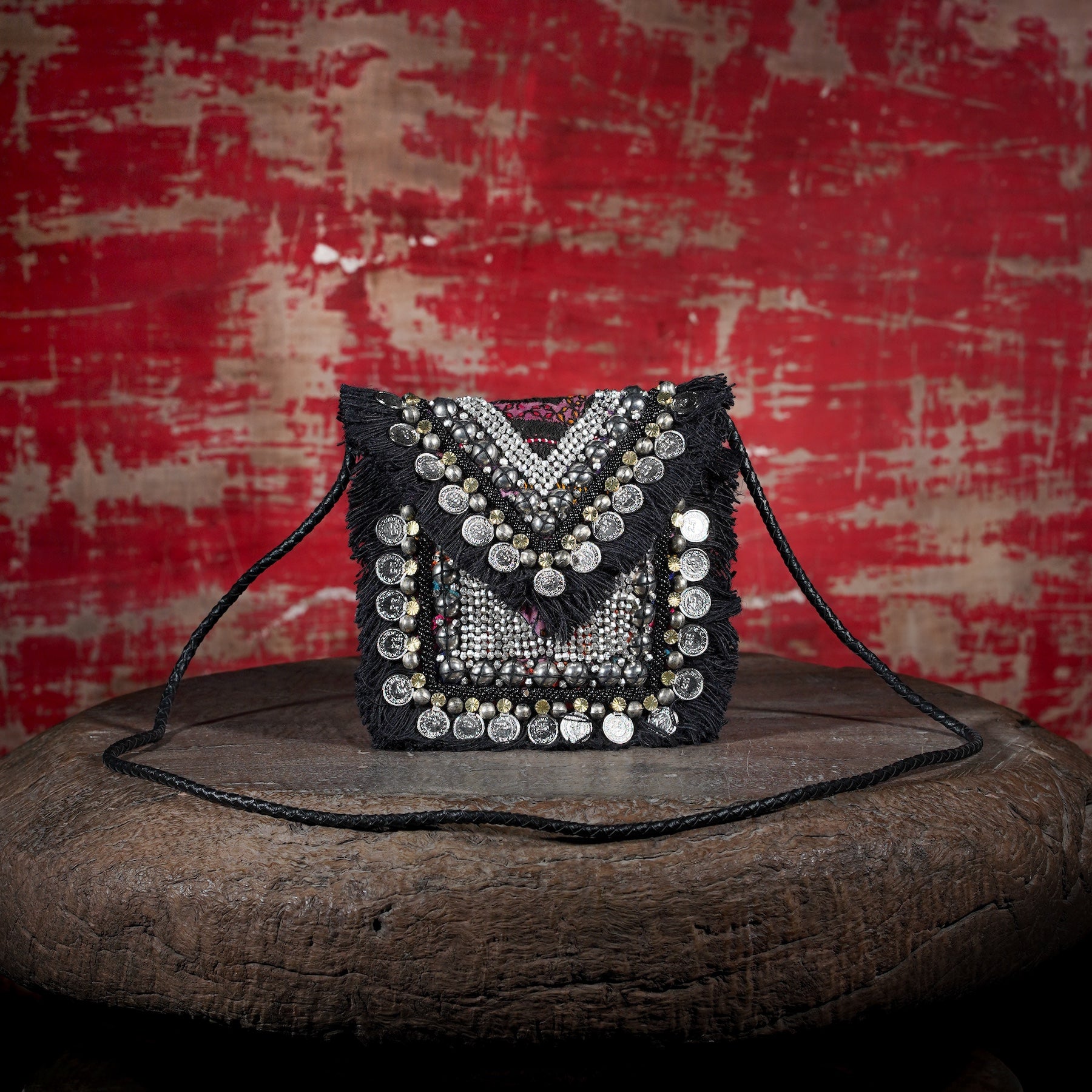 Black Banjara Minion Clutch 026