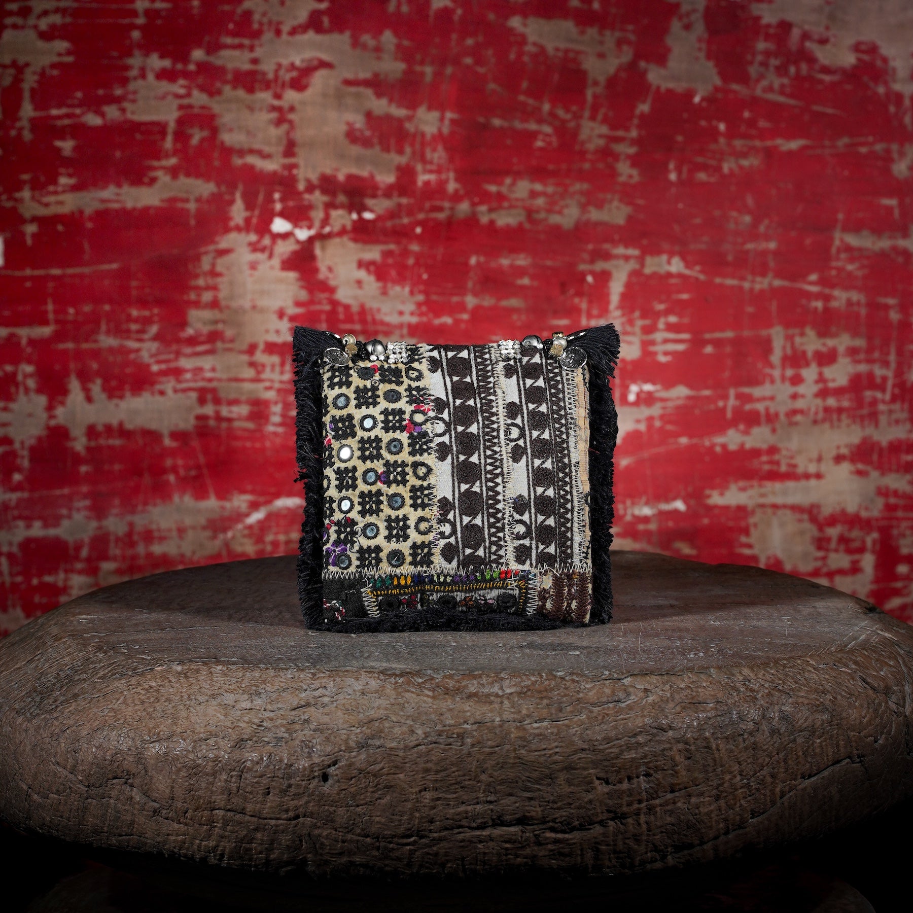 Black Banjara Minion Clutch 027