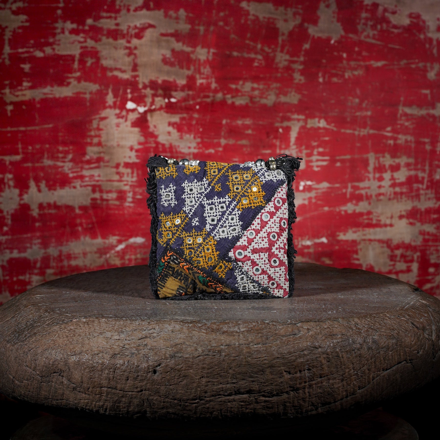 Black Banjara Minion Clutch 028