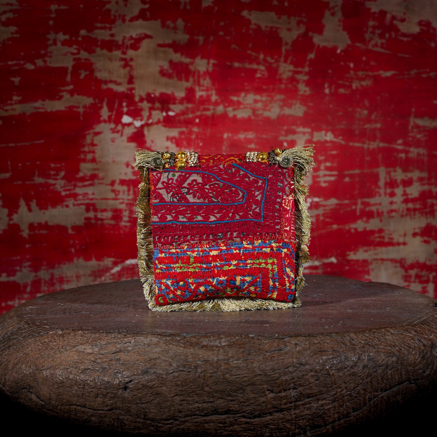 Gold Banjara Minion Clutch 025