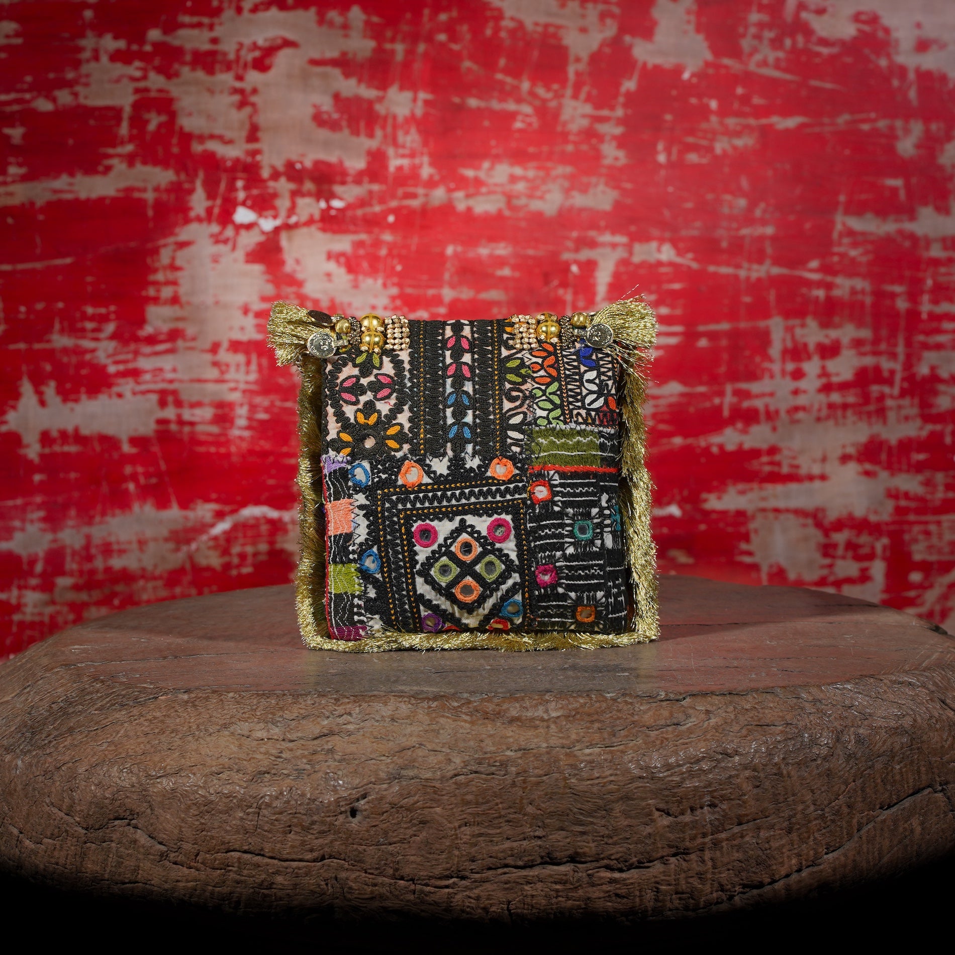 Gold Banjara Minion Clutch 033