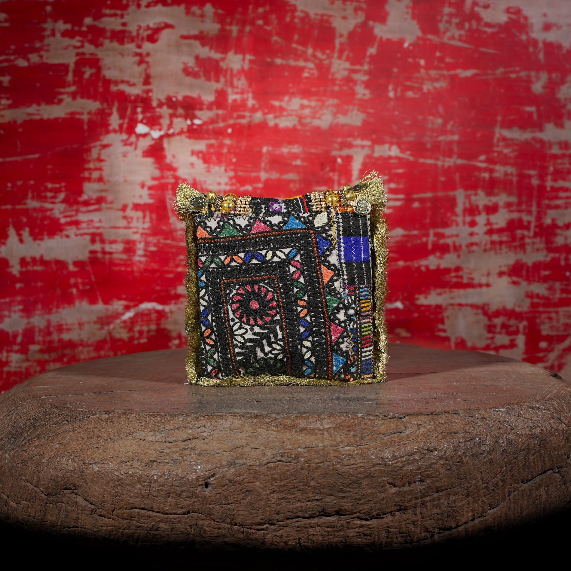 Gold Banjara Minion Clutch 036