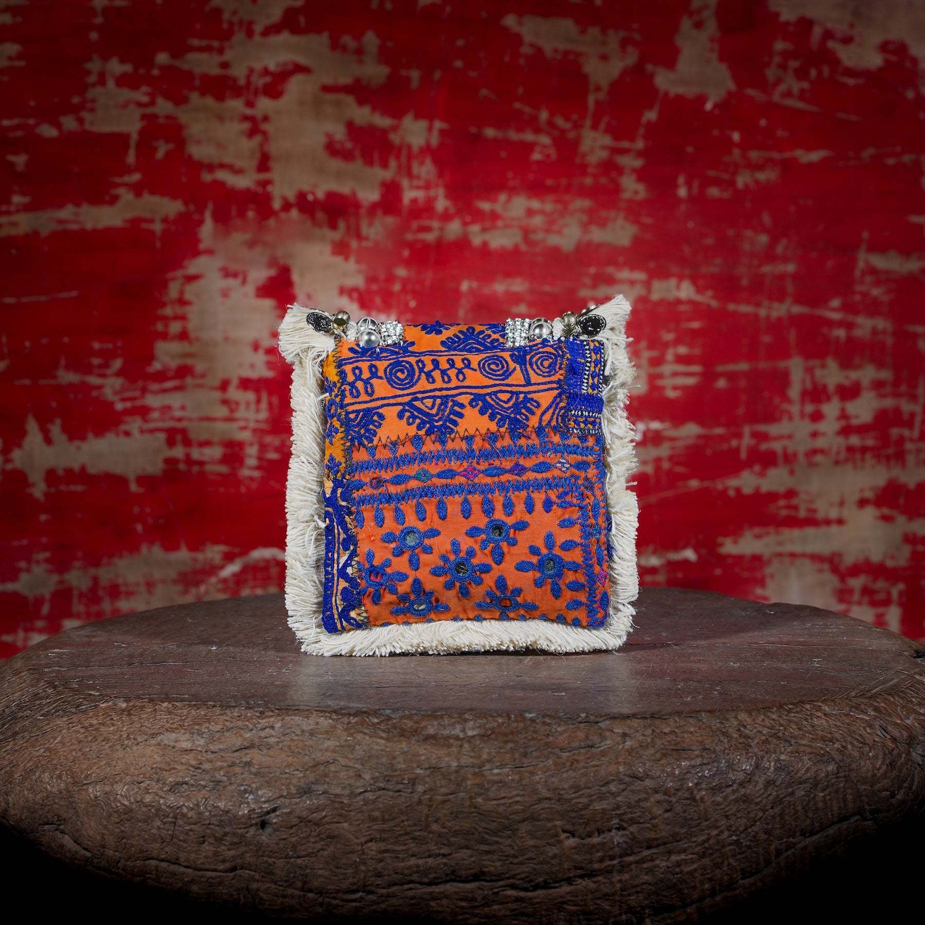 Off White Banjara Minion Clutch 030