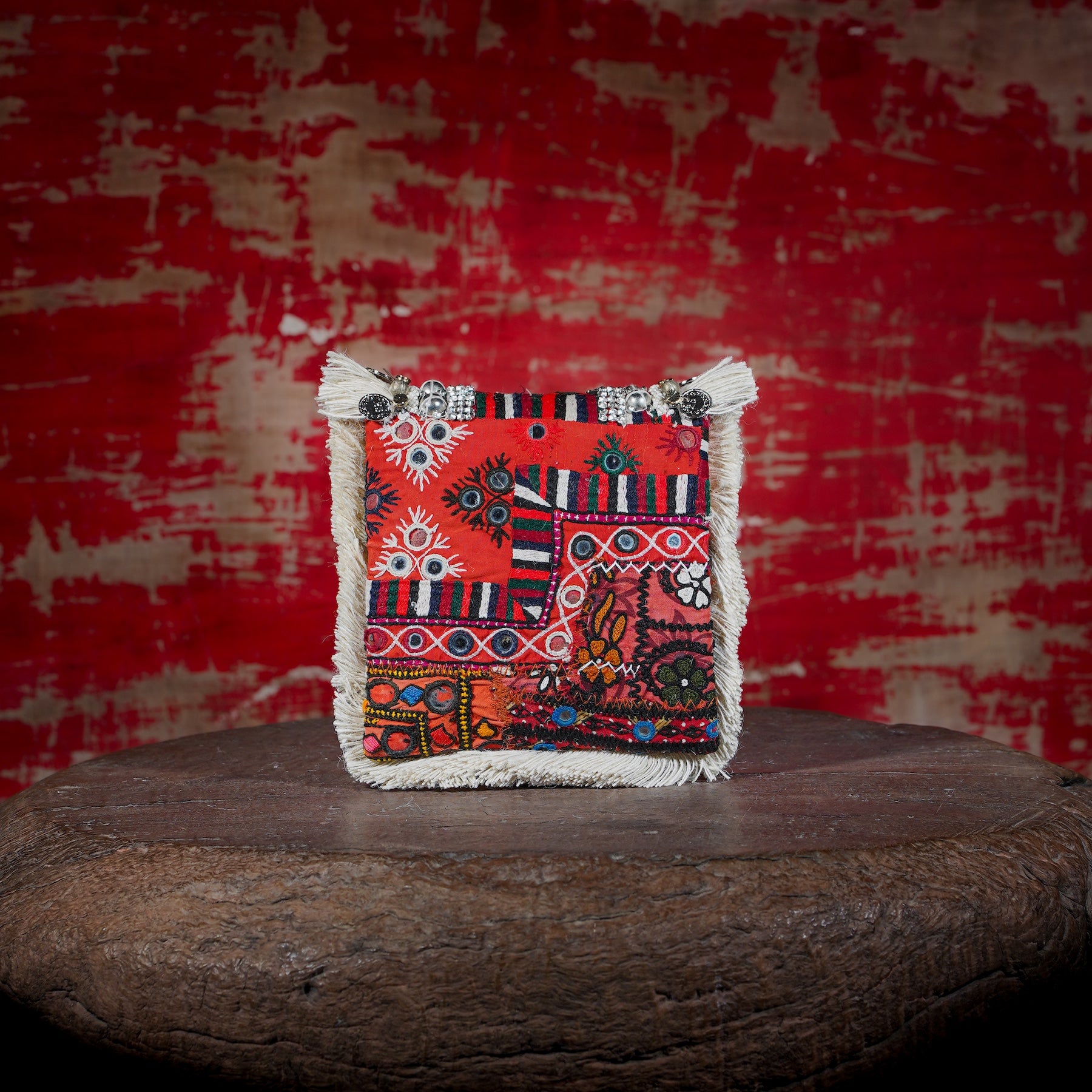 Off White Banjara Minion Clutch 033