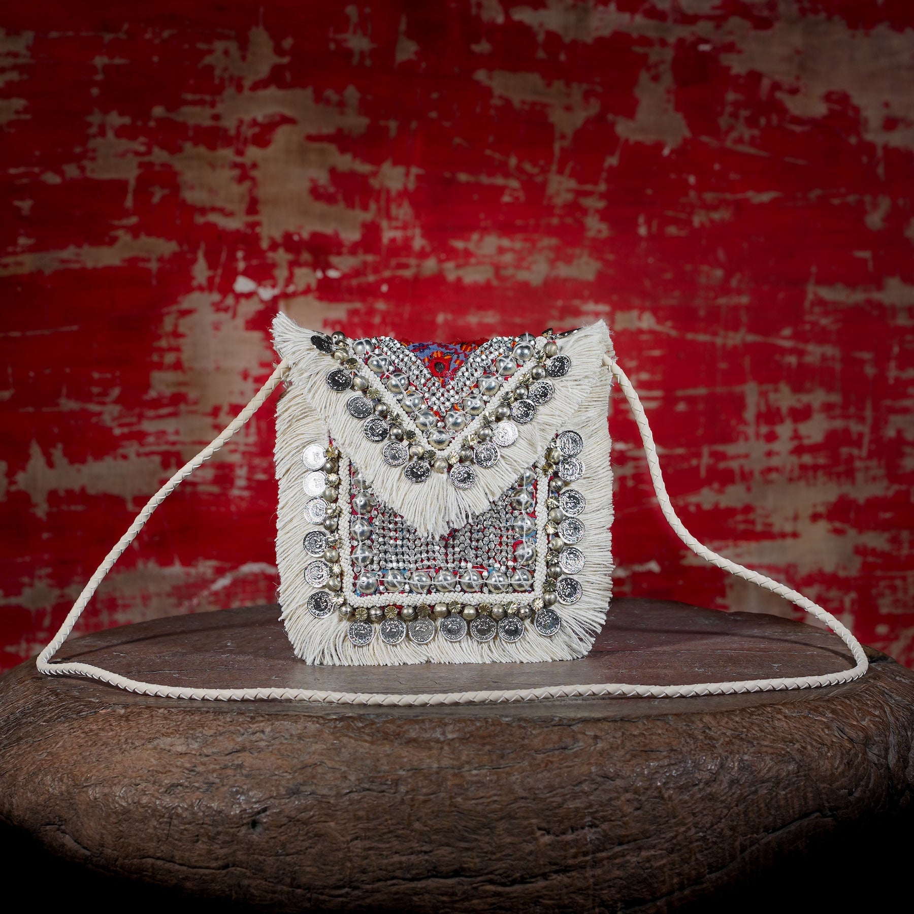 Off White Banjara Minion Clutch 034