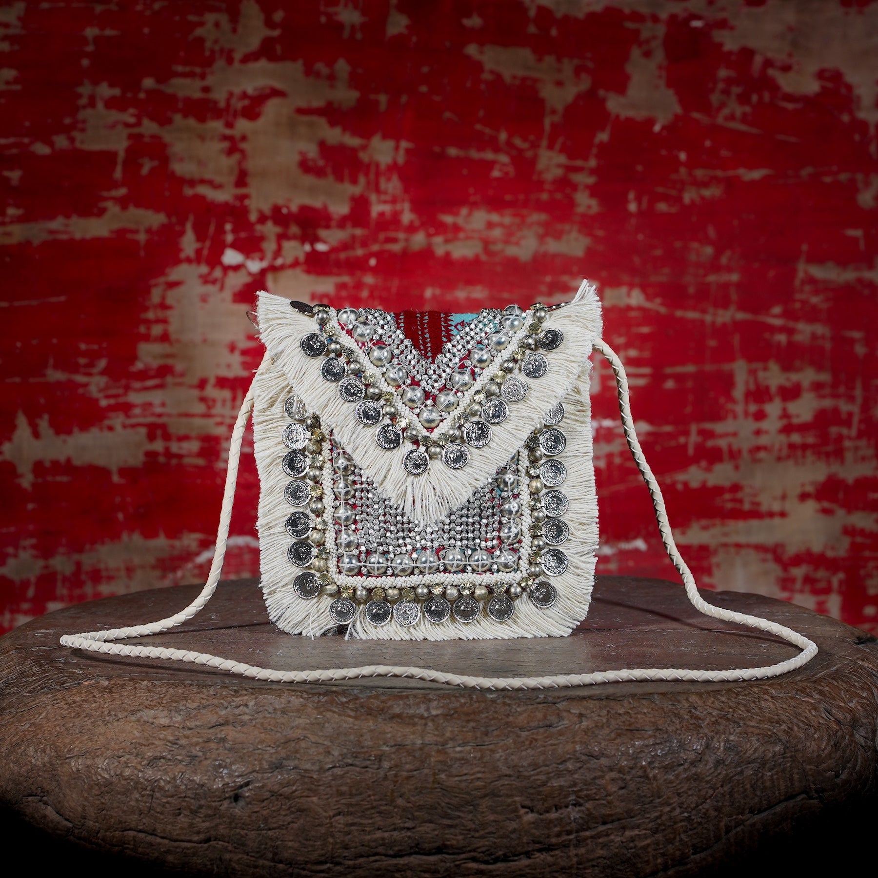 Off White Banjara Minion Clutch 035