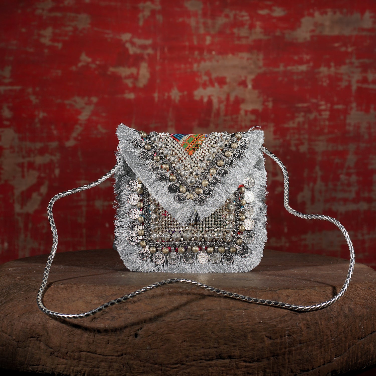 Silver Banjara Minion Clutch 008