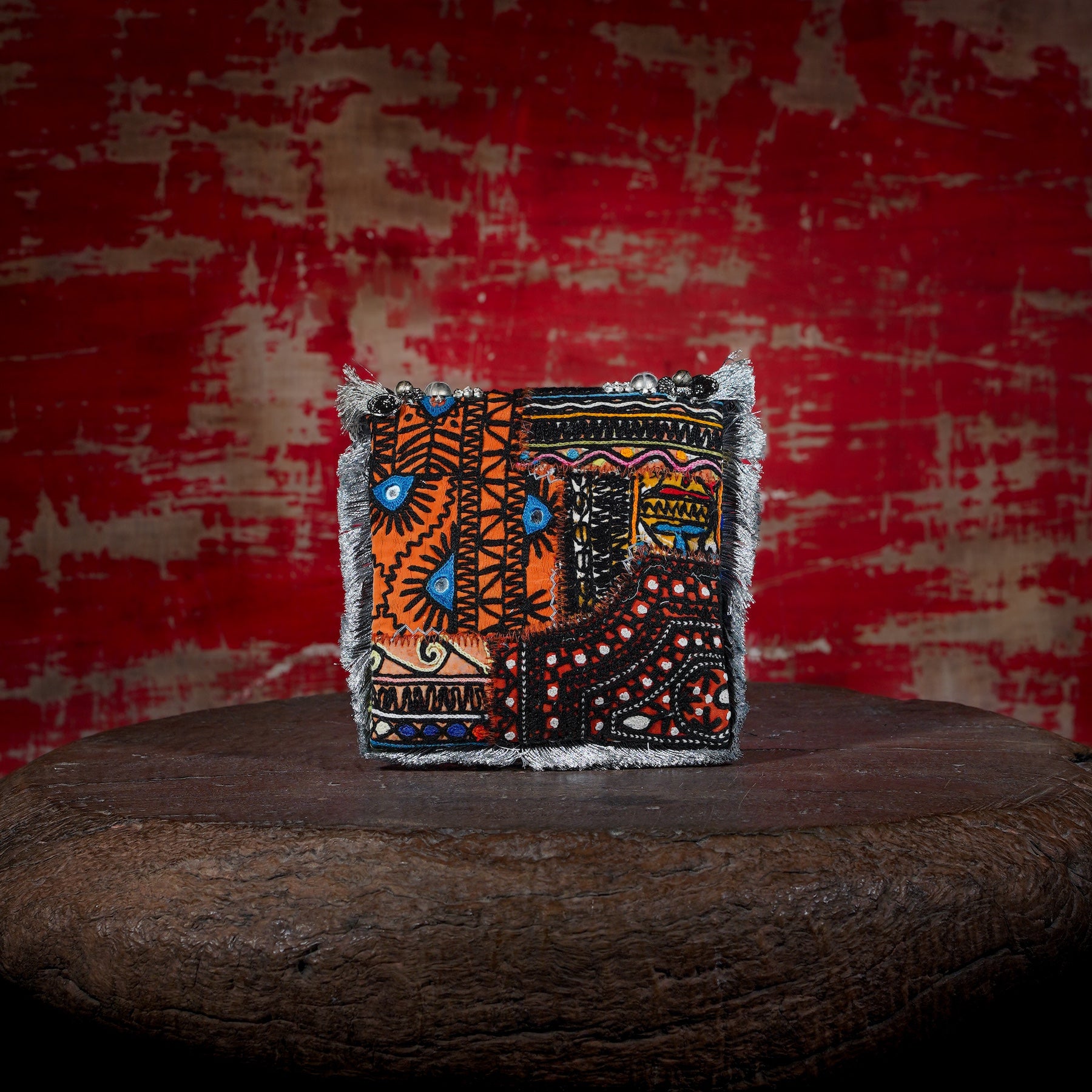 Silver Banjara Minion Clutch 029