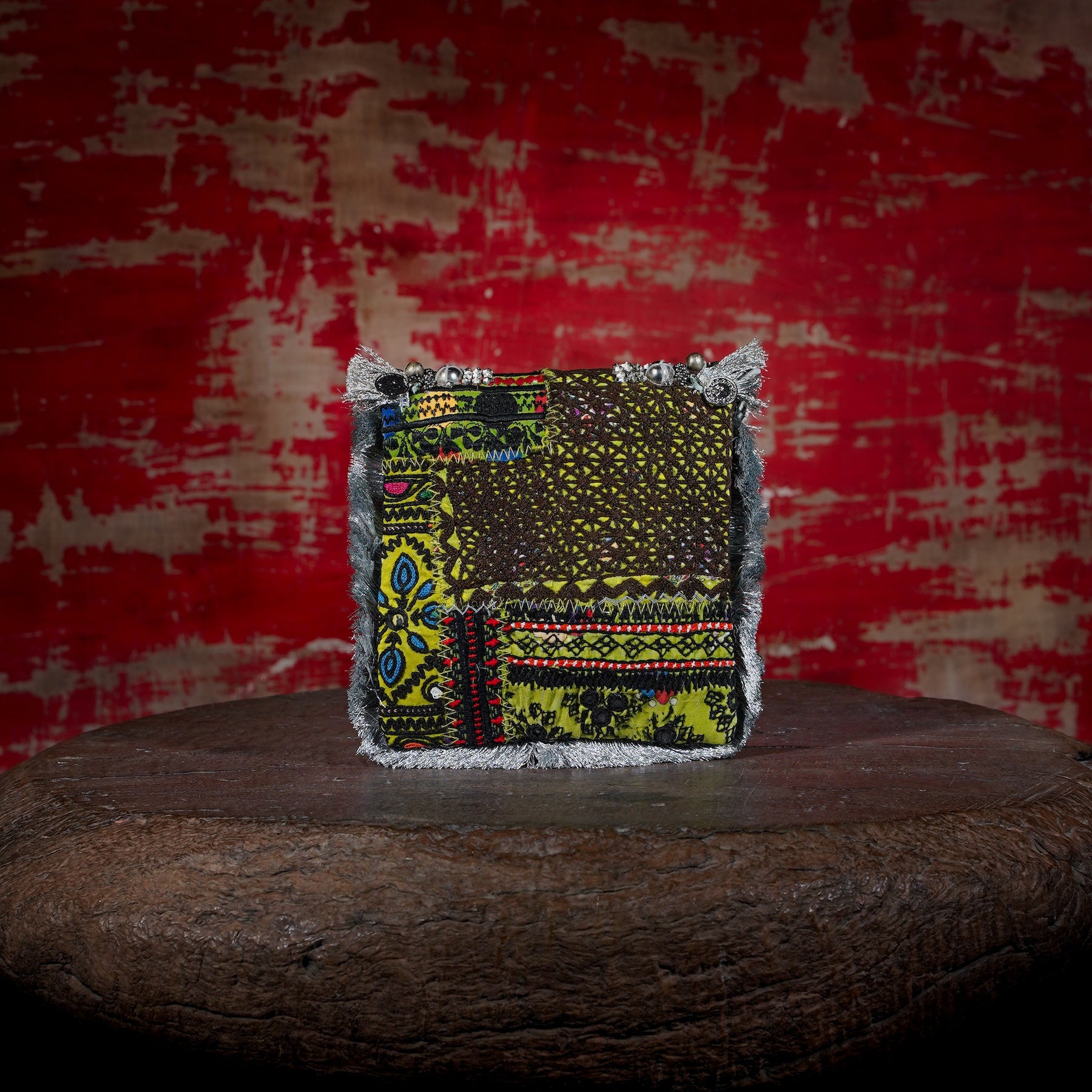 Silver Banjara Minion Clutch 030