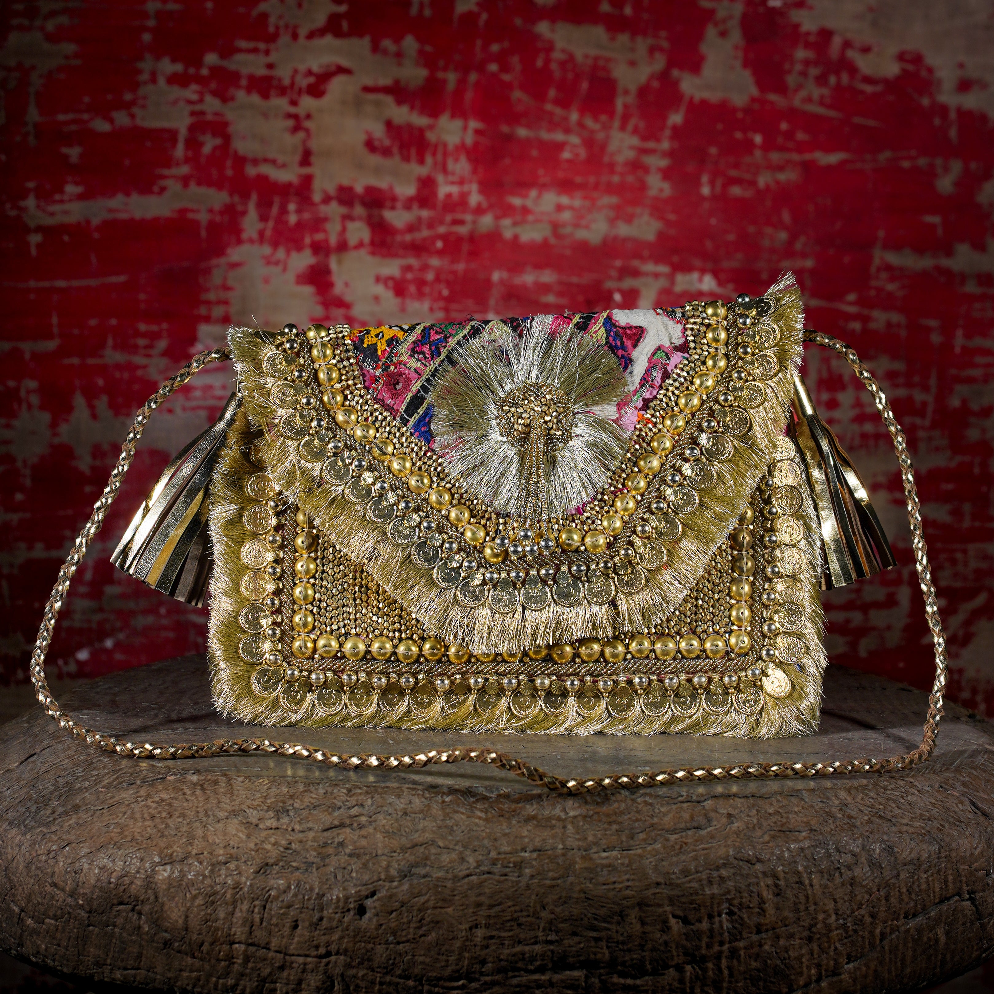 Gold Festive Clutch 024