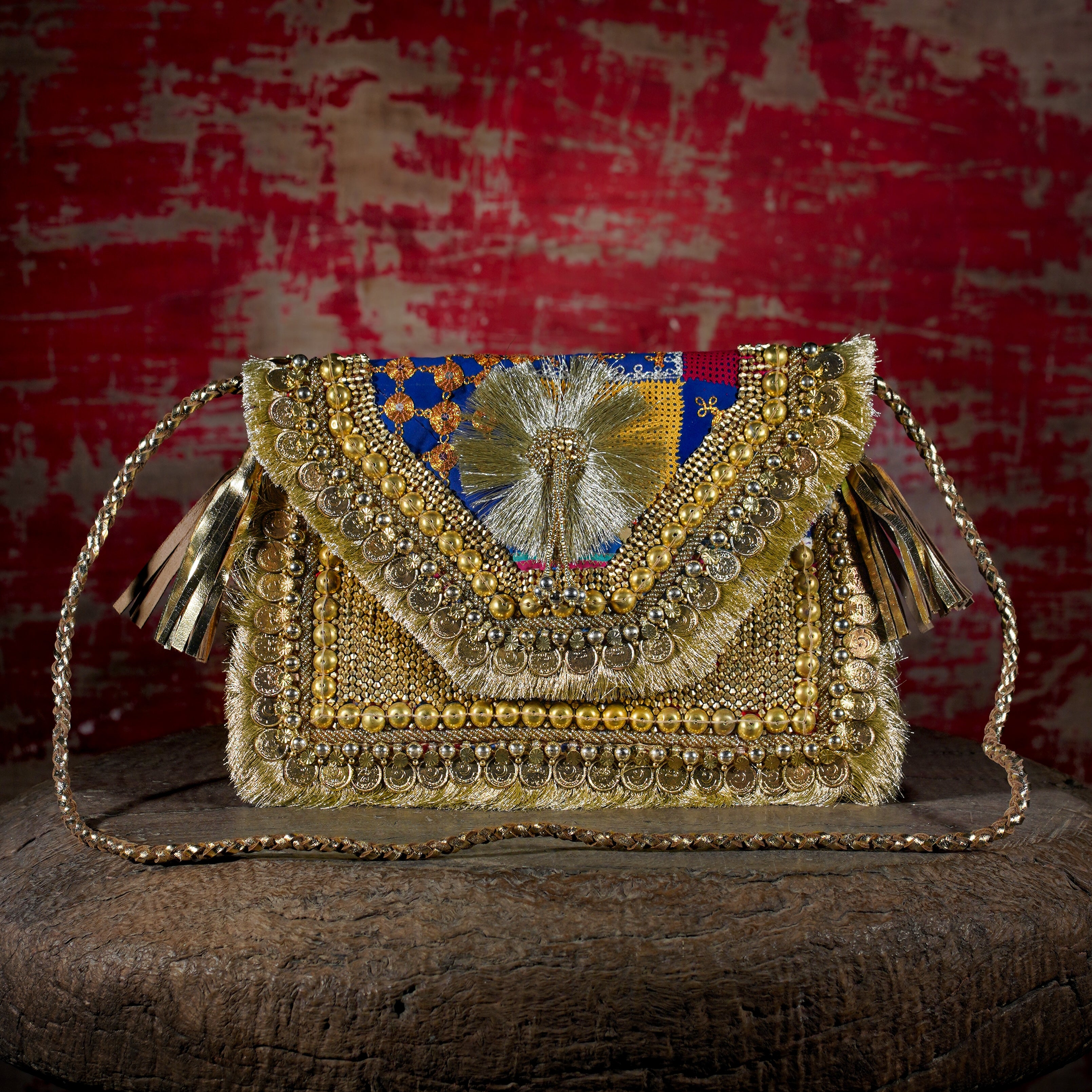 Gold Festive Clutch 025