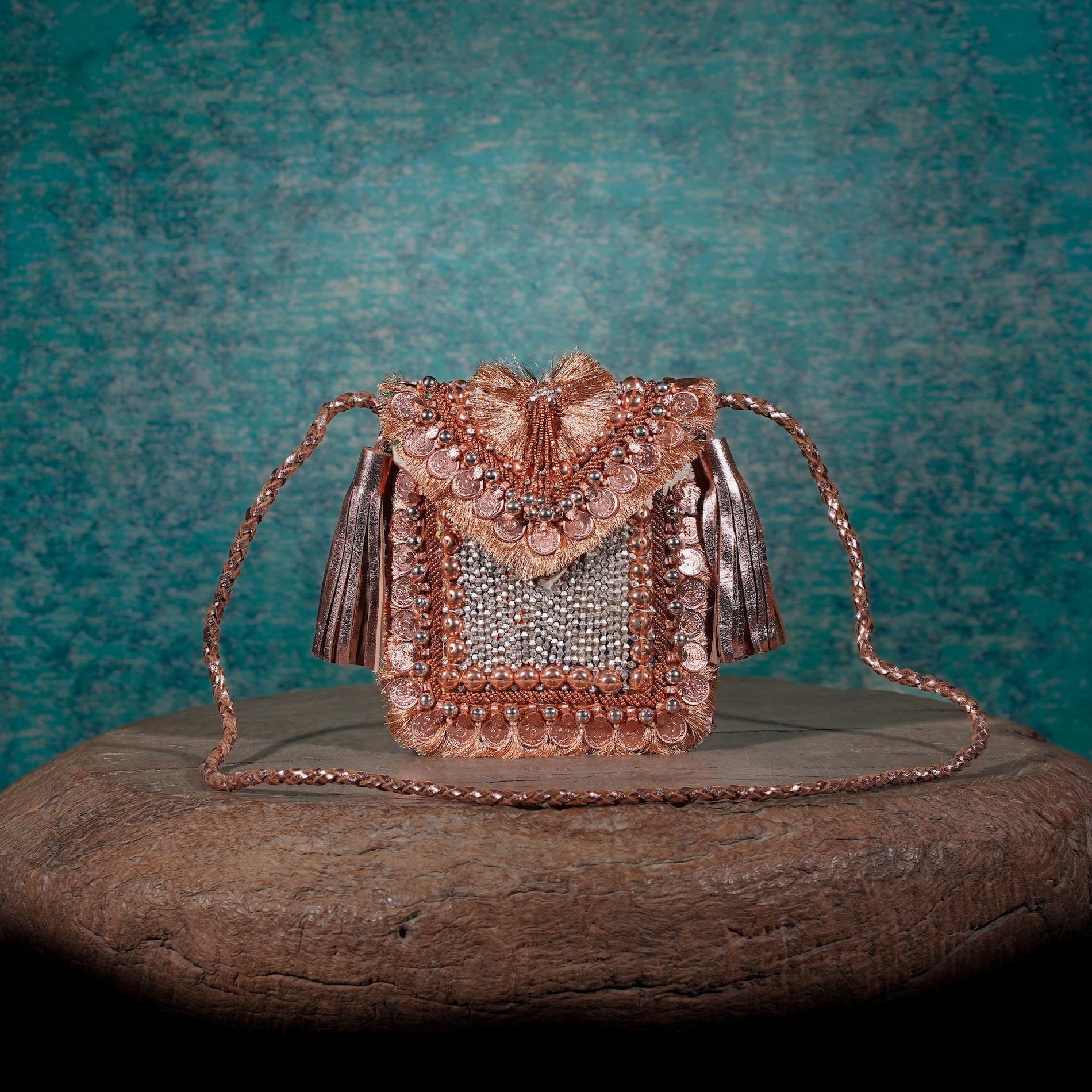 Rose Gold Festive Minion Clutch 016