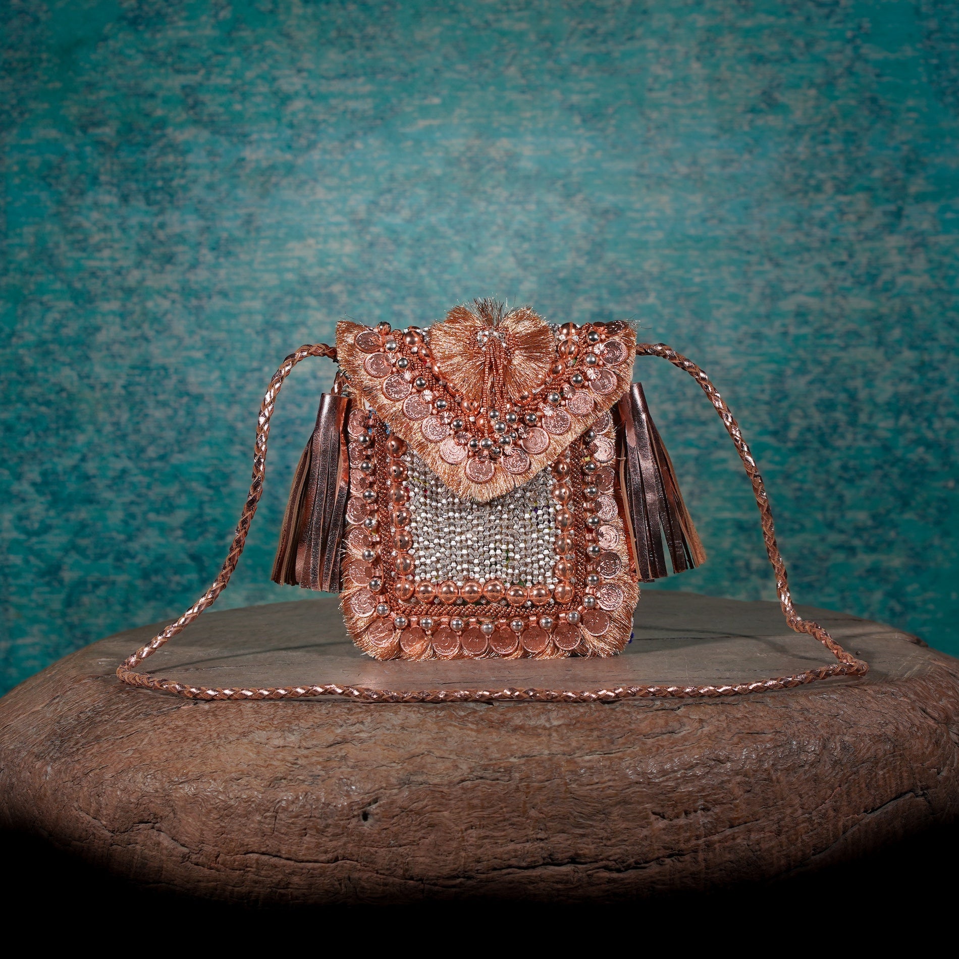 Rose Gold Festive Minion Clutch 019