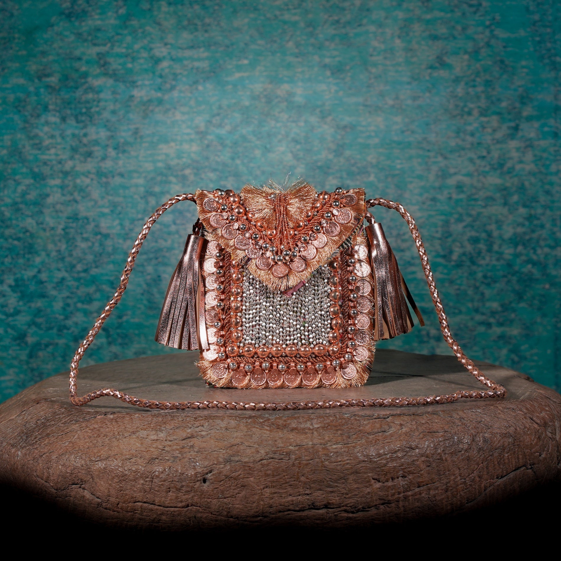Rose Gold Festive Minion Clutch 020