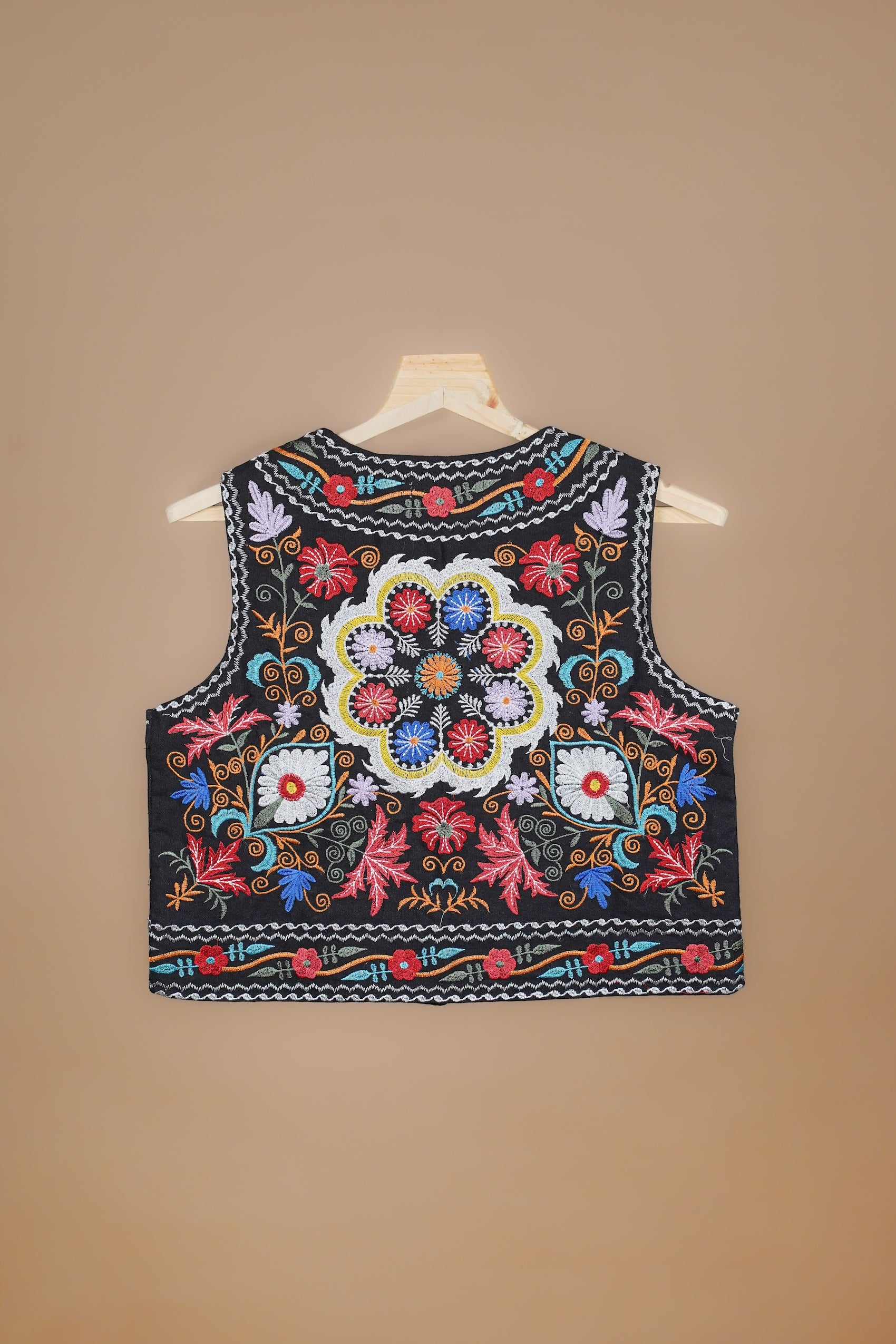 Fulkari Gilet - Black