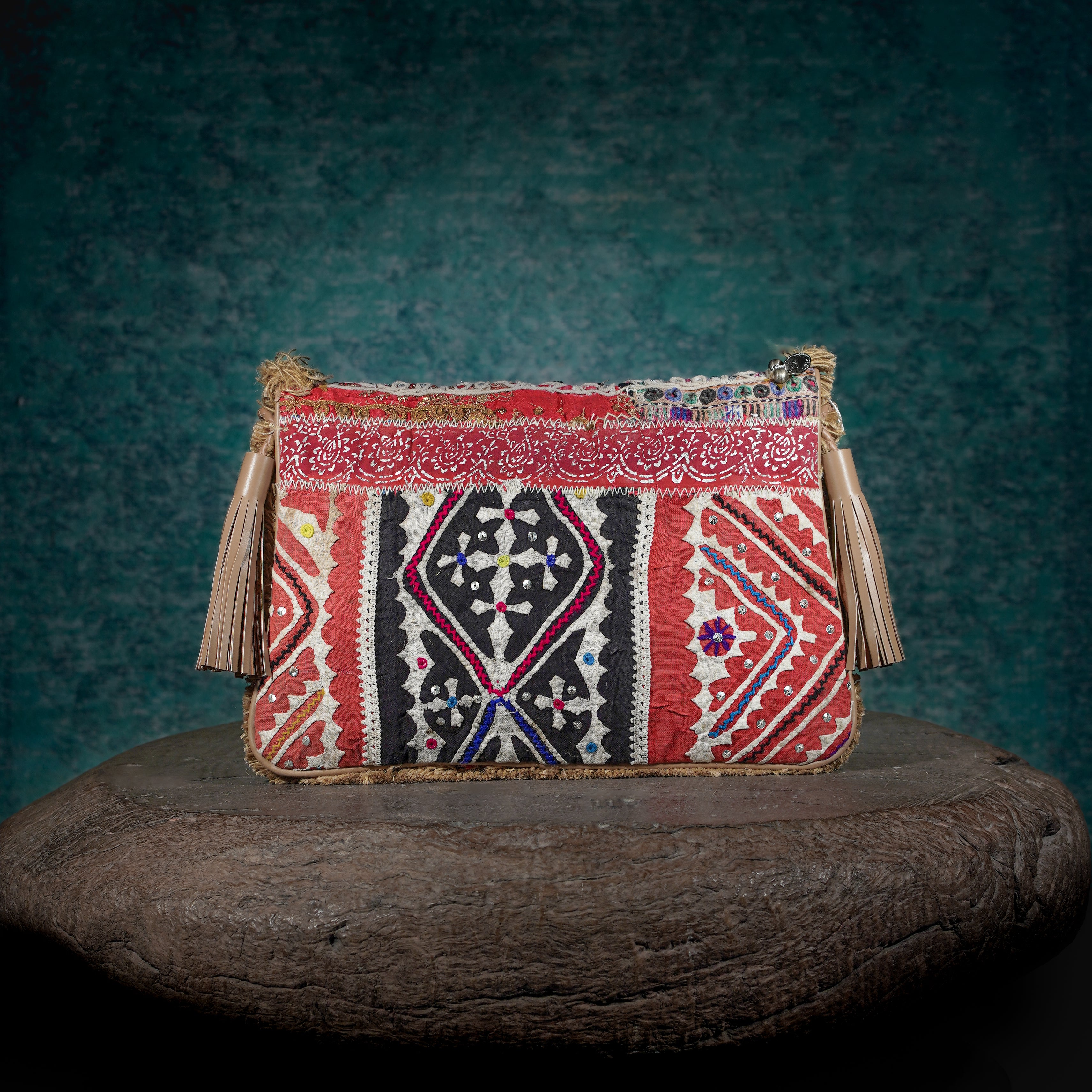 Beige Hichki Clutch 018