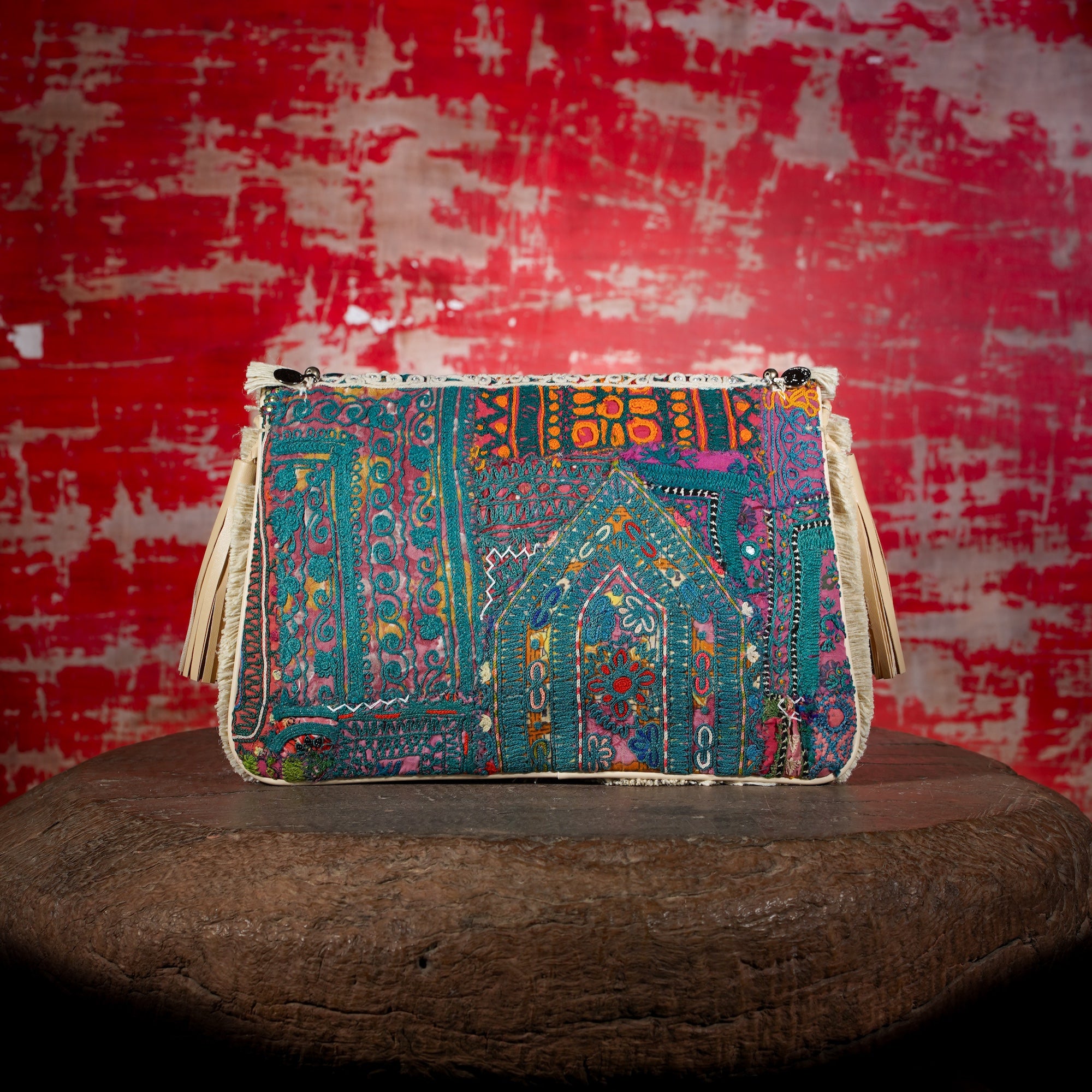 Off White Hichki Clutch 032