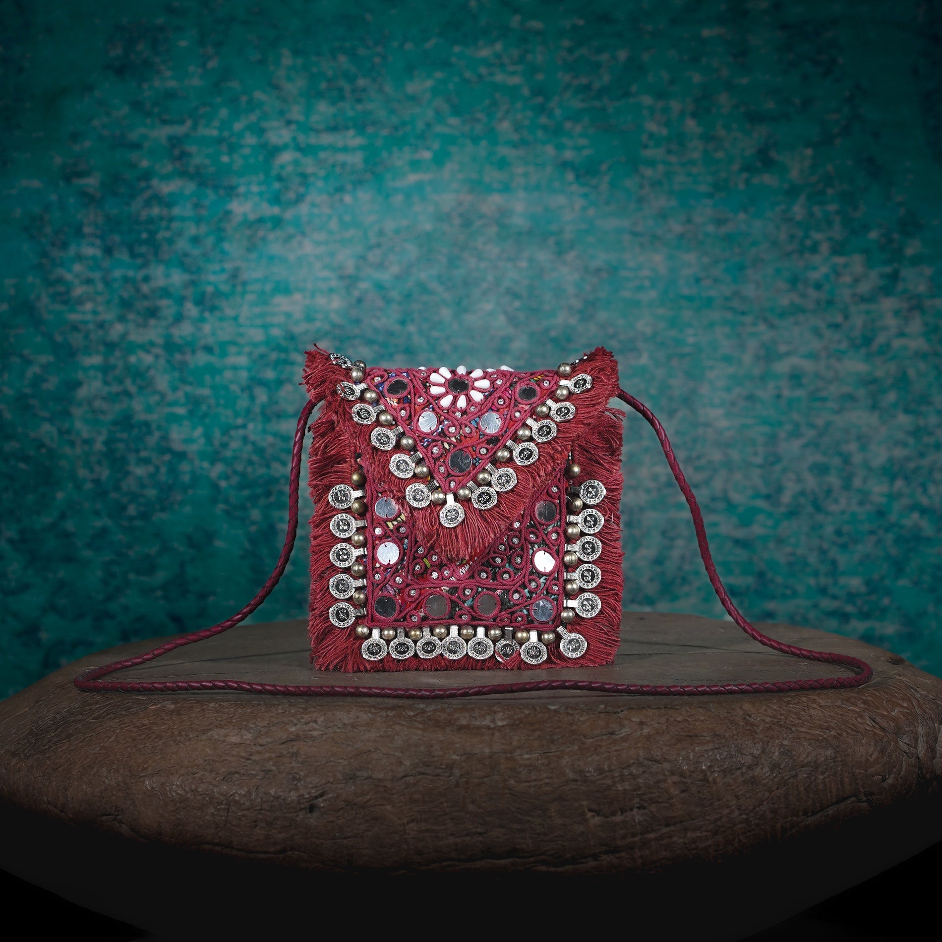 Burgundy Hichki Minion Clutch 007