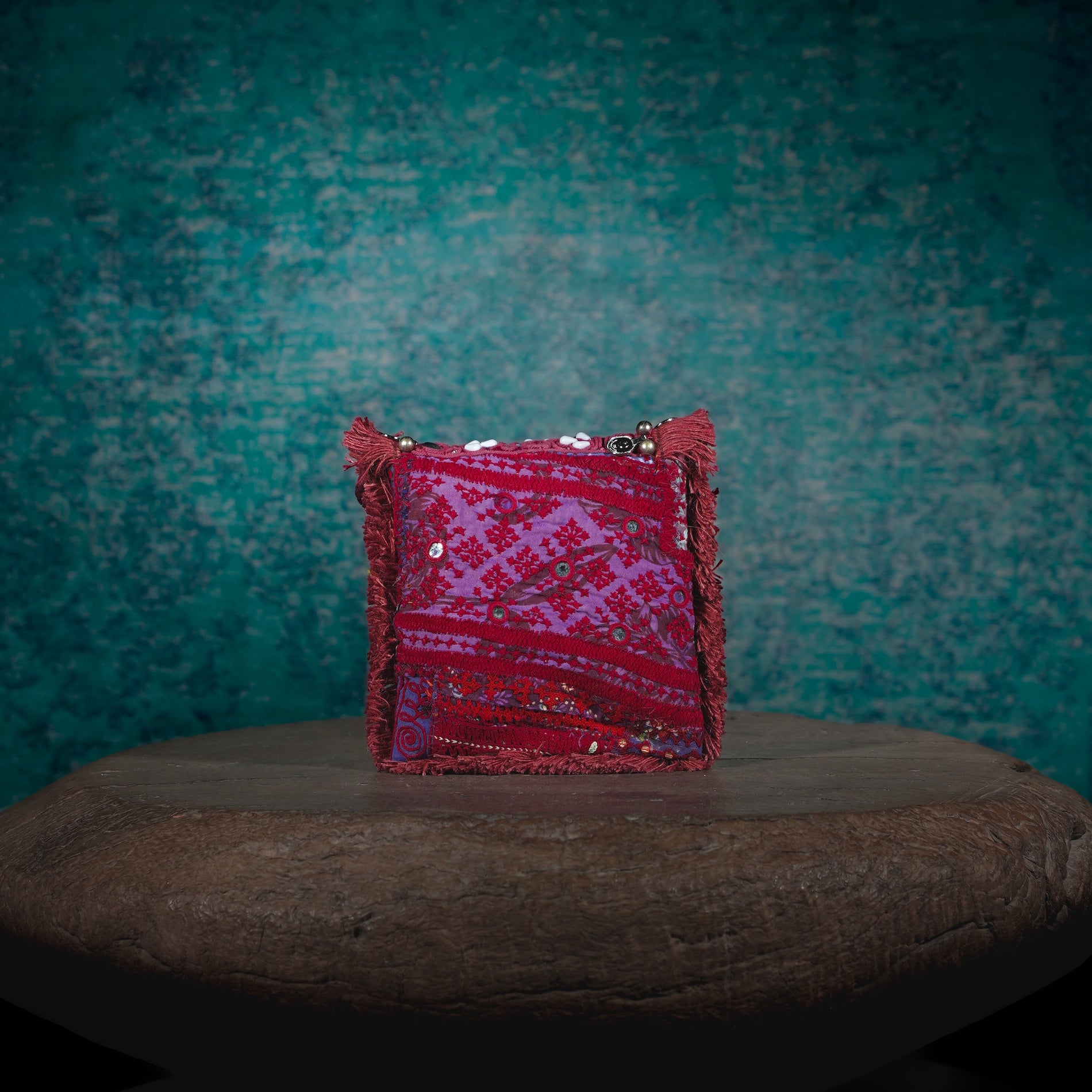 Burgundy Hichki Minion Clutch 009